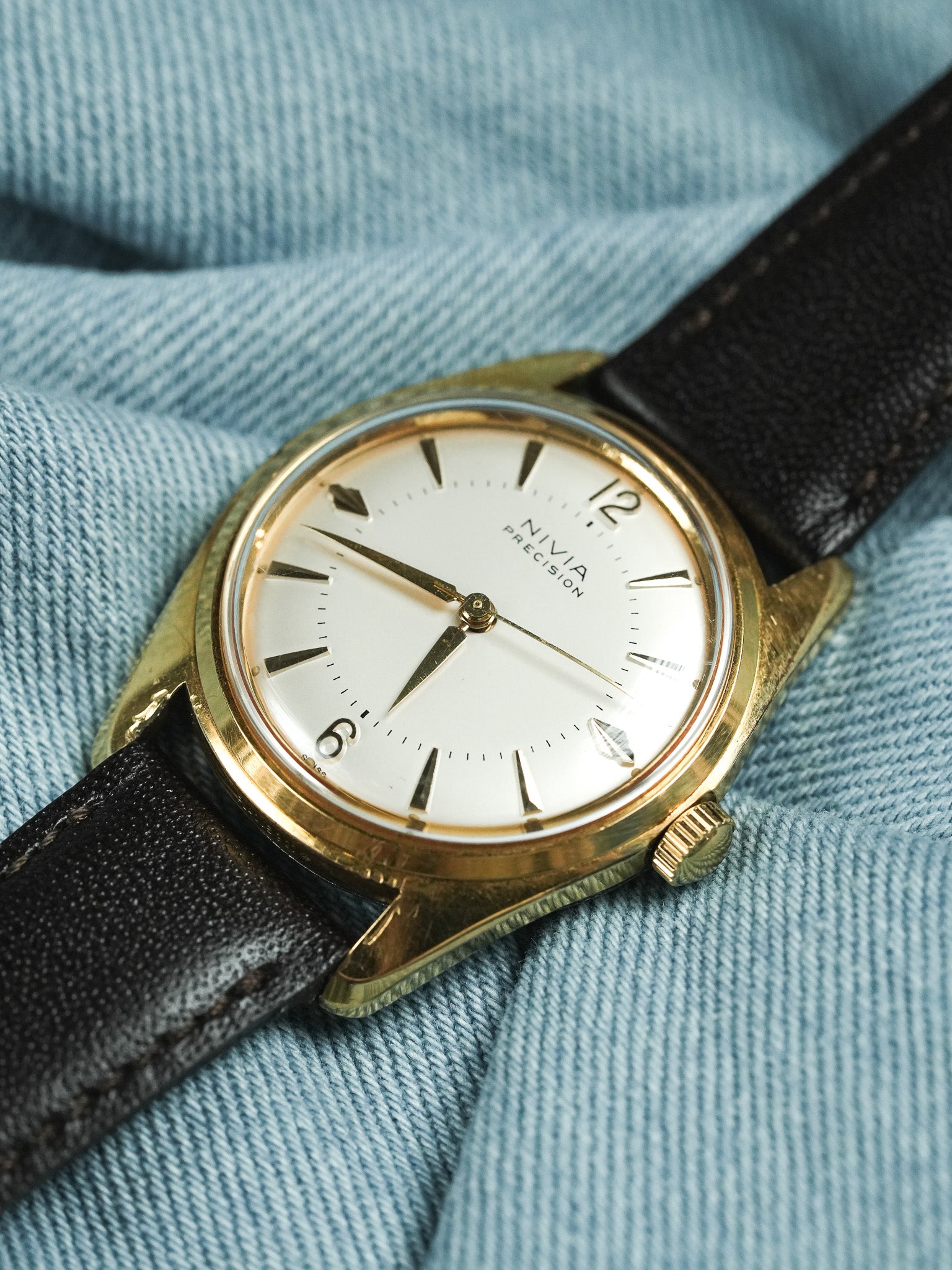 Nivia - Precision Or - 1970s - Atelier Victor - Vintage Shop