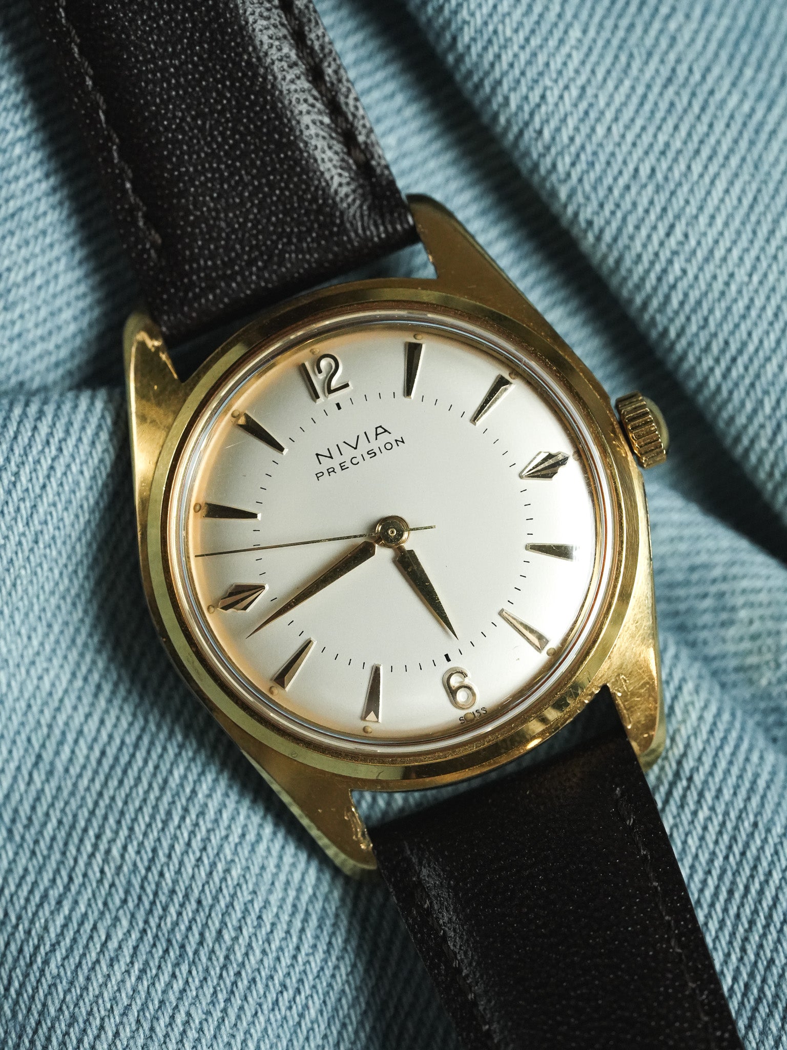 Nivia - Precision Or - 1970s - Atelier Victor - Vintage Shop