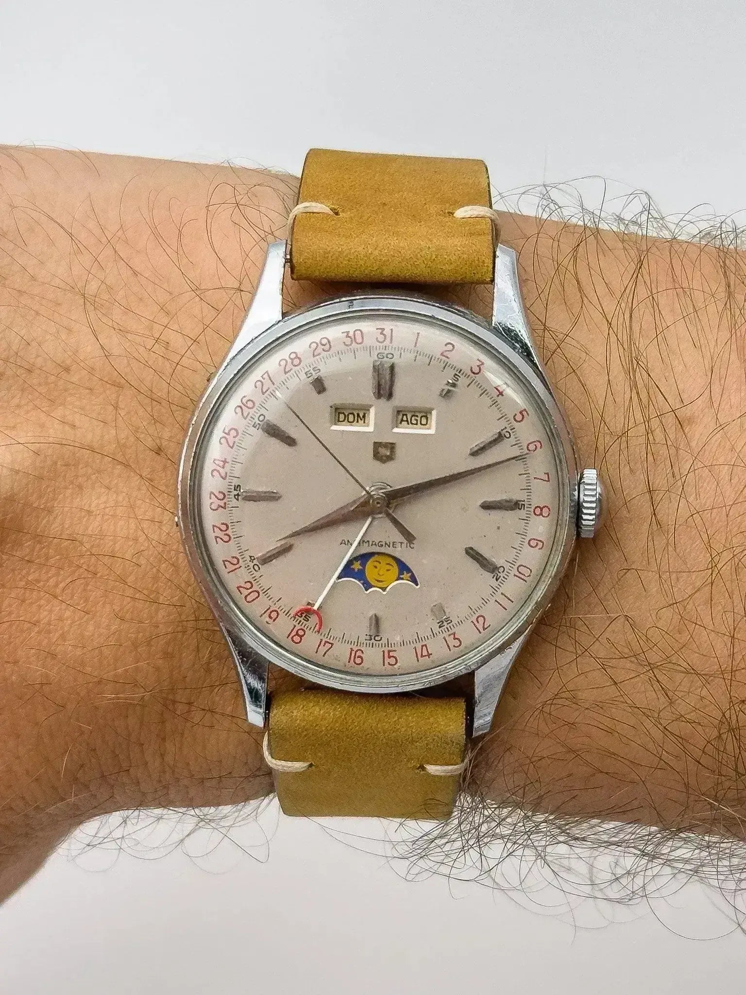 Nobellux - Valjoux 90 Acier Phase de lune Triple Calendar - 1950s - Atelier Victor