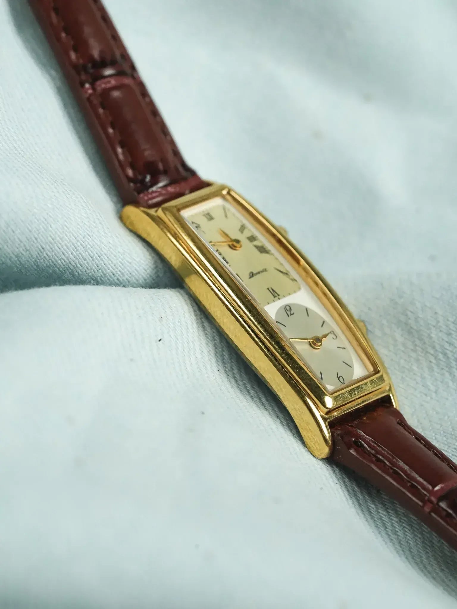 Noevir - Tank allongée avec deux mouvements - 1990s - Atelier Victor