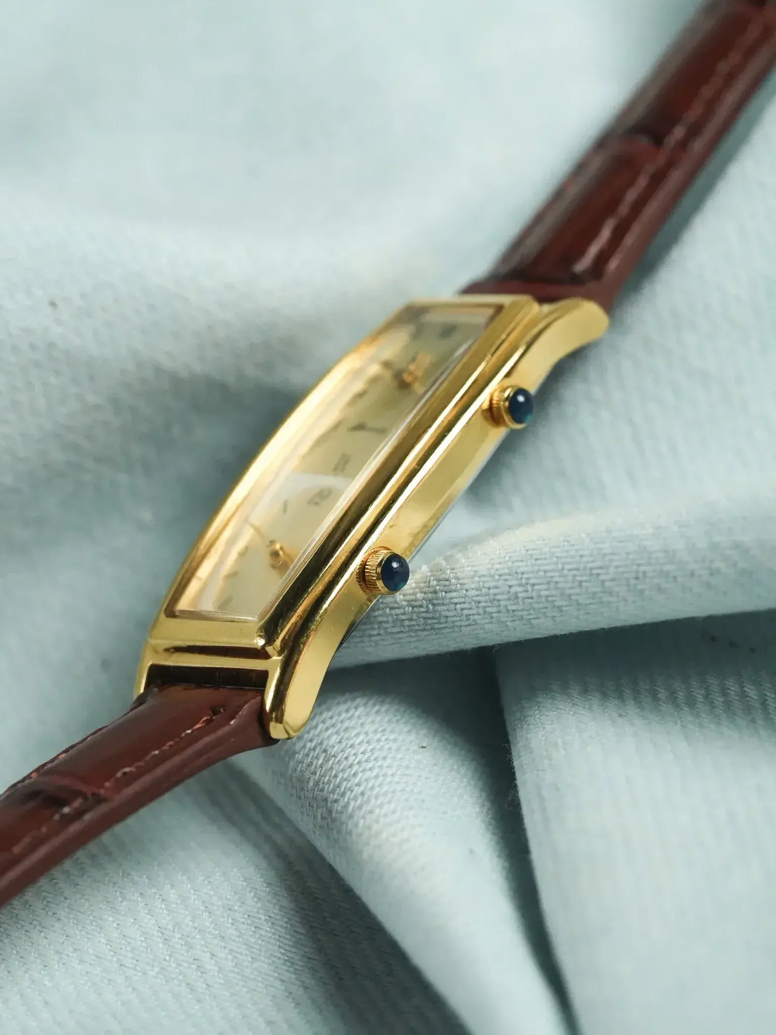 Noevir - Tank allongée avec deux mouvements - 1990s - Atelier Victor