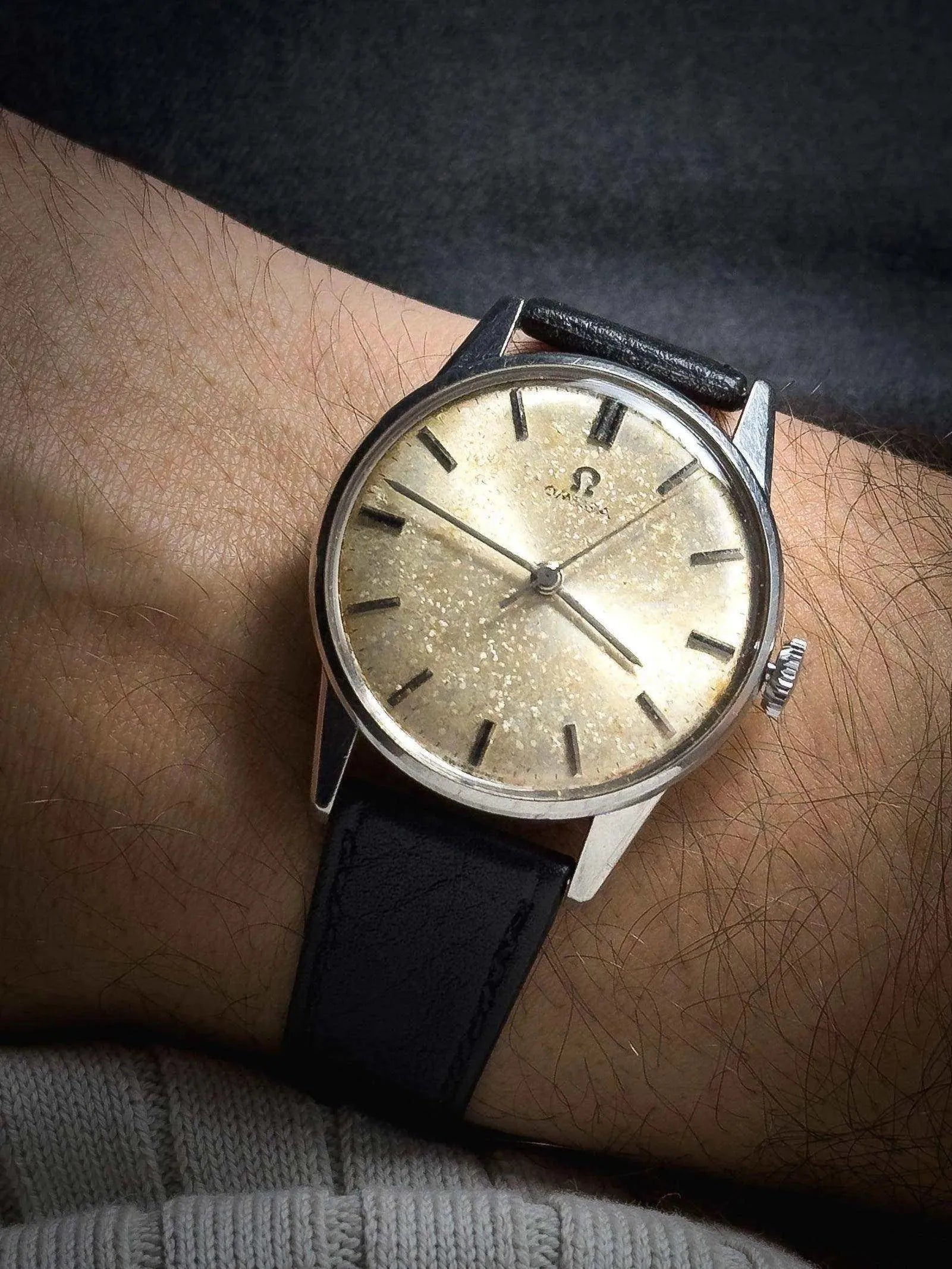Omega - 131.013 Patine Cratère - 1962 - Atelier Victor Paris - Vintage Watch Shop Dubai