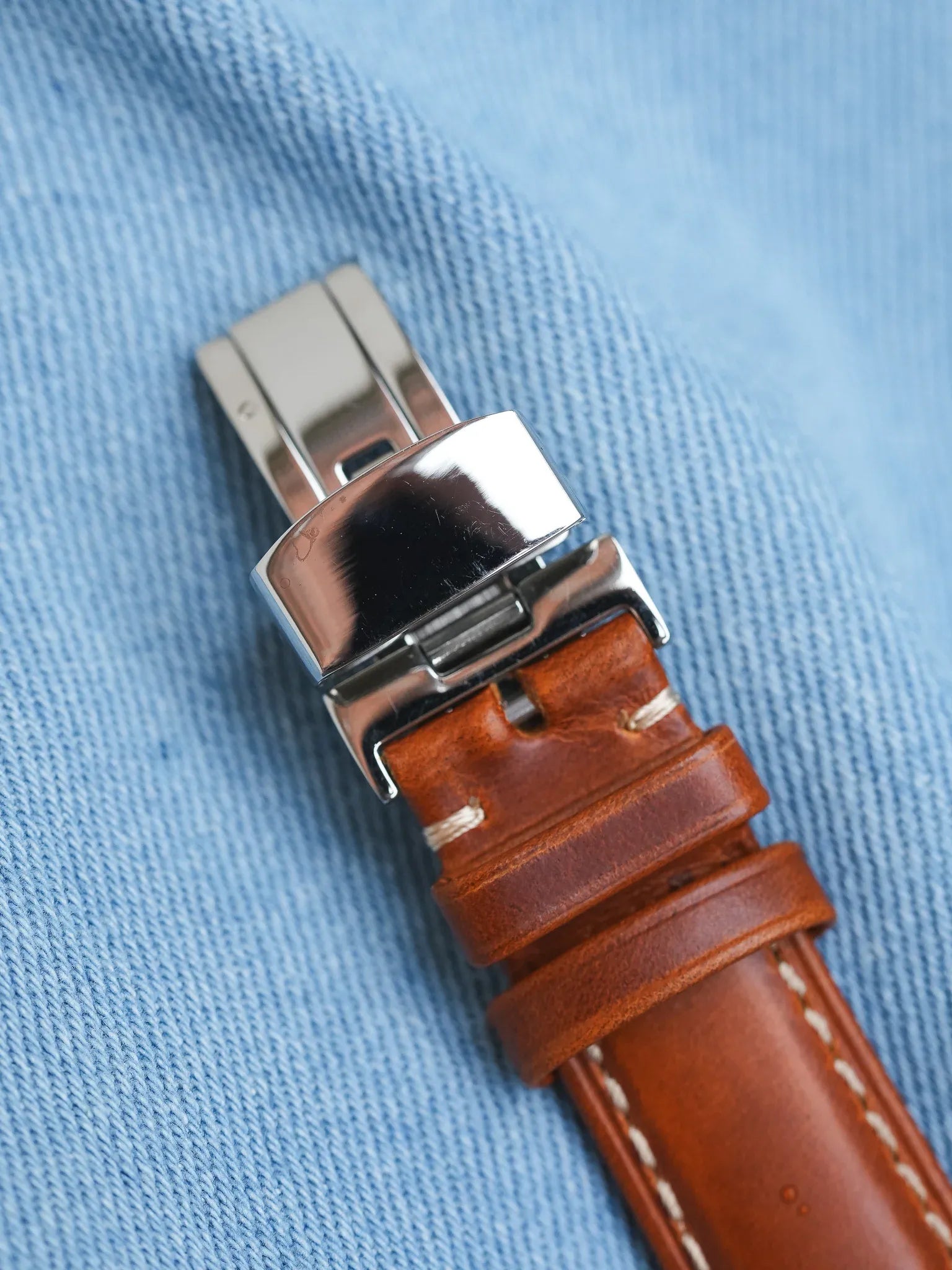 Omega - 131.019 Crosshair rouge acier - 1965 - Atelier Victor - Vintage Shop