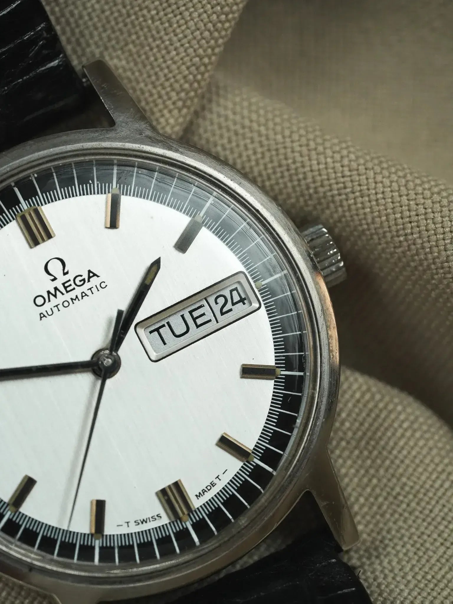 Omega - 166.0140 Daydate Cadran Acier Noir - 1970 - Atelier Victor