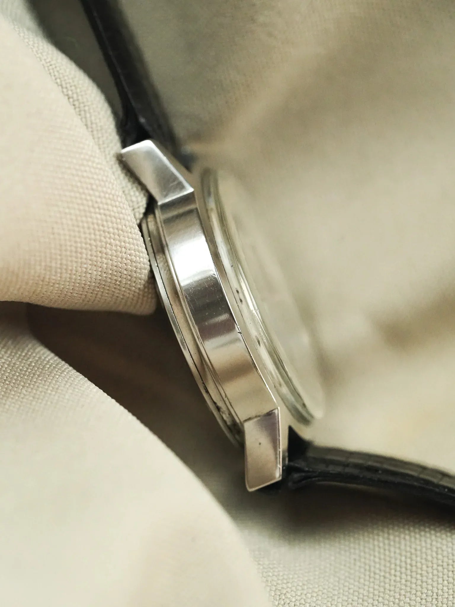Omega - 166.0140 Daydate Cadran Acier Noir - 1970 - Atelier Victor - Vintage Shop