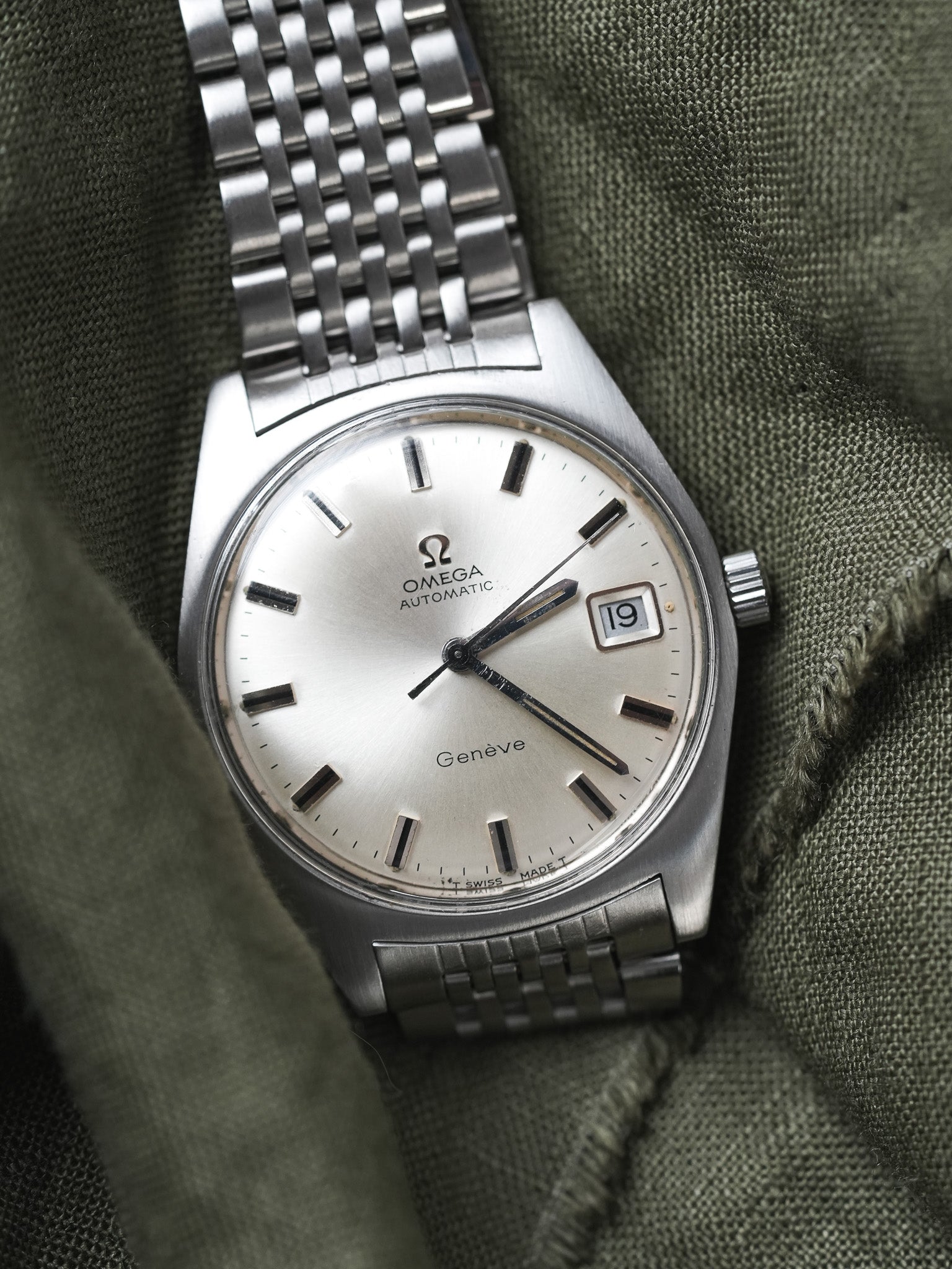 Omega - 166.041 Genève Tonneau Date Grain de Riz - 1968 - Atelier Victor - Vintage Shop