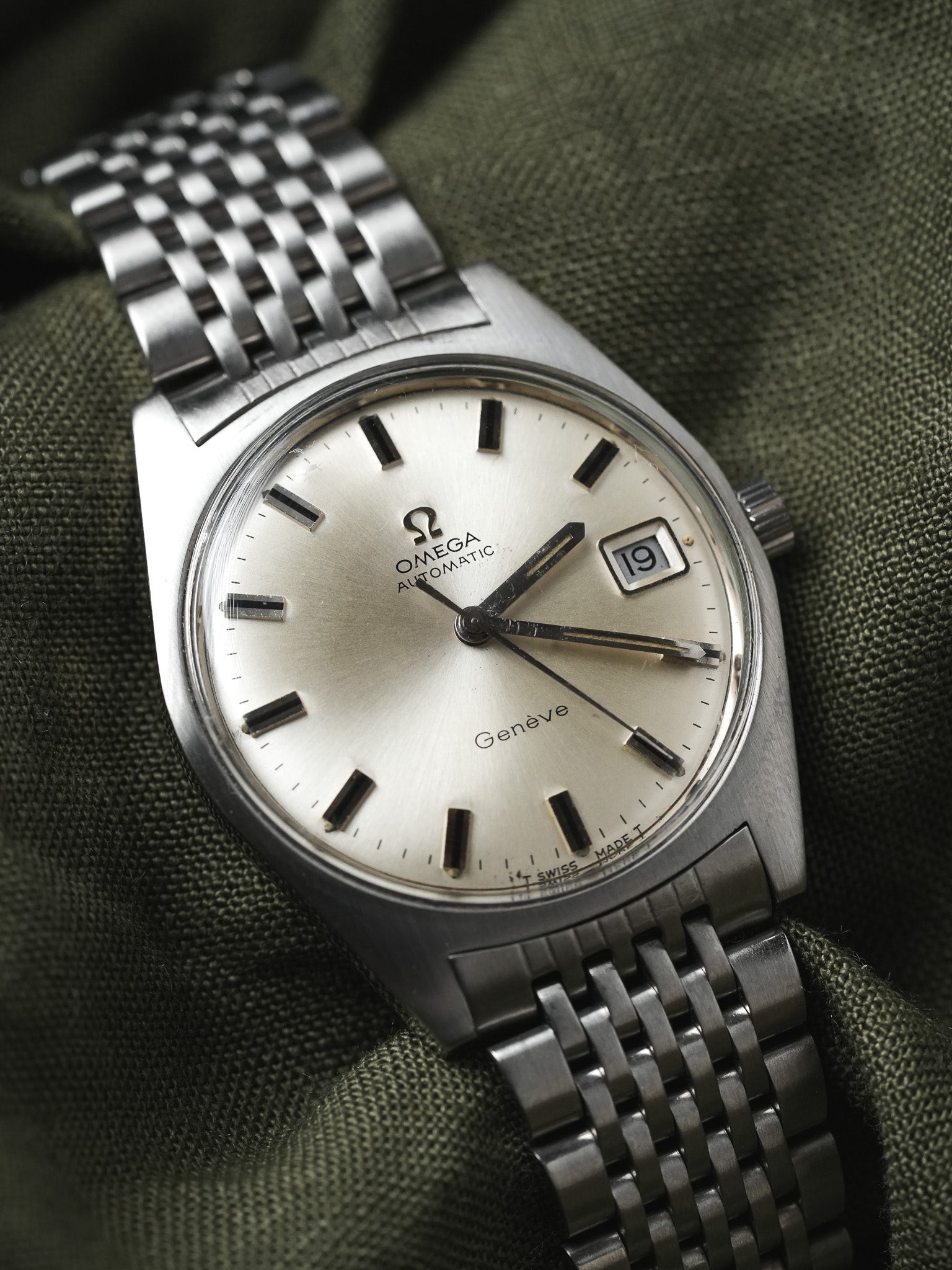 Omega - 166.041 Genève Tonneau Date Grain de Riz - 1968 - Atelier Victor - Vintage Shop