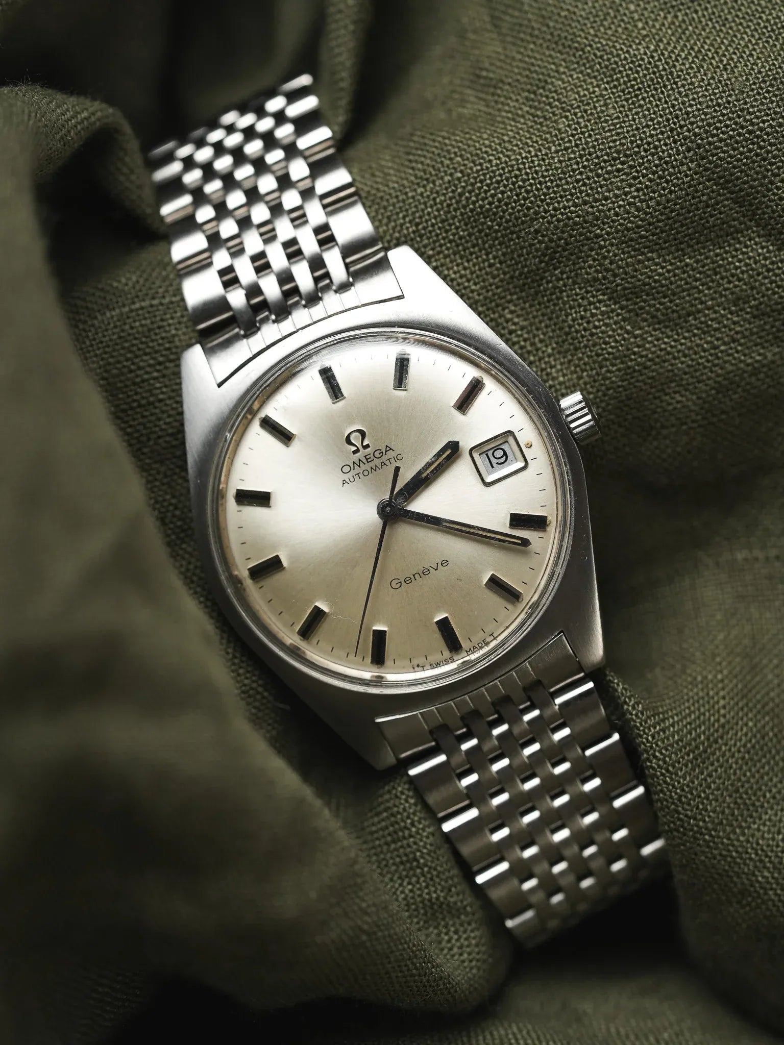 Omega - 166.041 Genève Tonneau Date Grain de Riz - 1968 - Atelier Victor - Vintage Shop