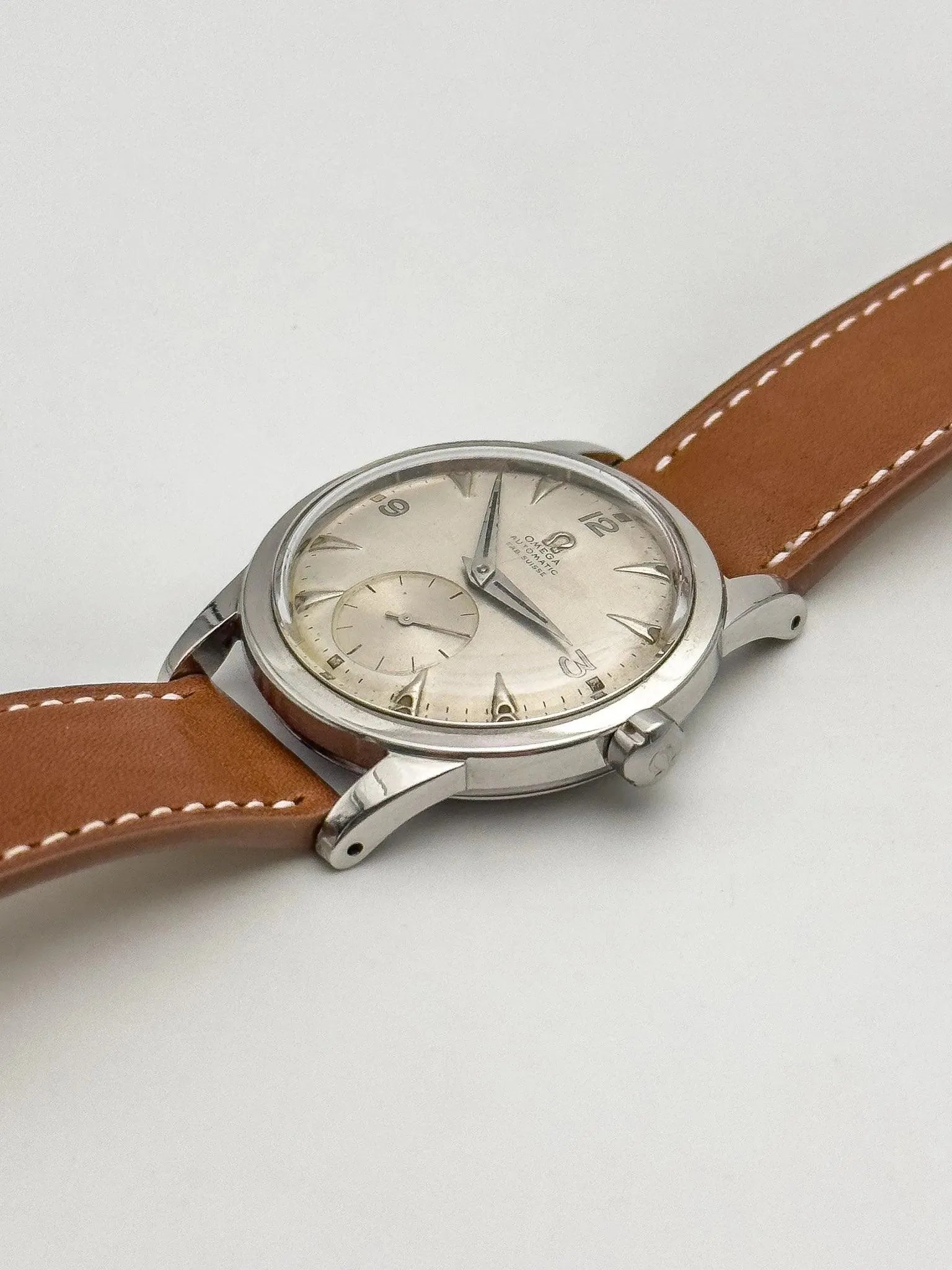 Omega - 2576-4 "Pre-Seamaster" Bumper - 1947 - Atelier Victor - Vintage Shop