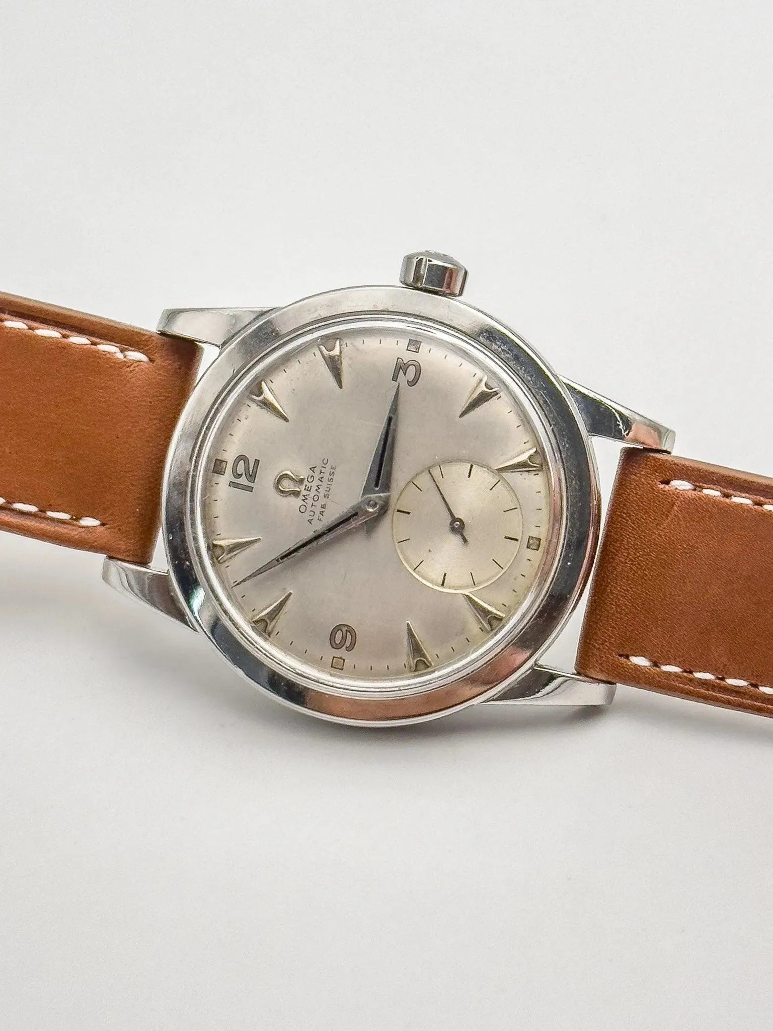 Omega - 2576-4 "Pre-Seamaster" Bumper - 1947 - Atelier Victor - Vintage Shop