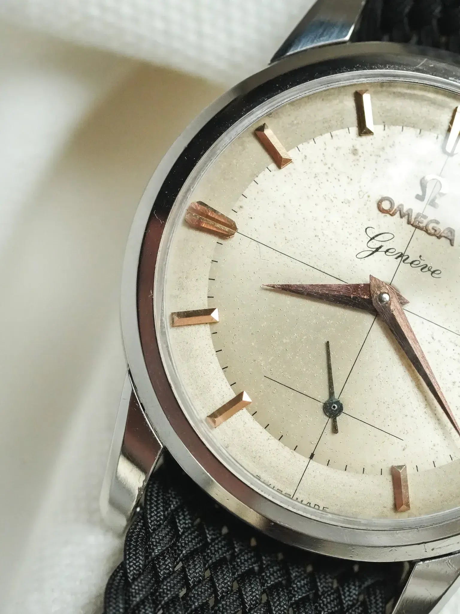 Omega - 2903-61 Genève Crosshair Index Or Rose - 1961 - Atelier Victor