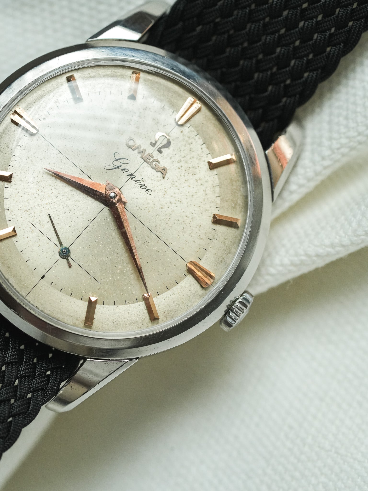 Omega - 2903-61 Genève Crosshair Index Or Rose - 1961 - Atelier Victor - Vintage Shop