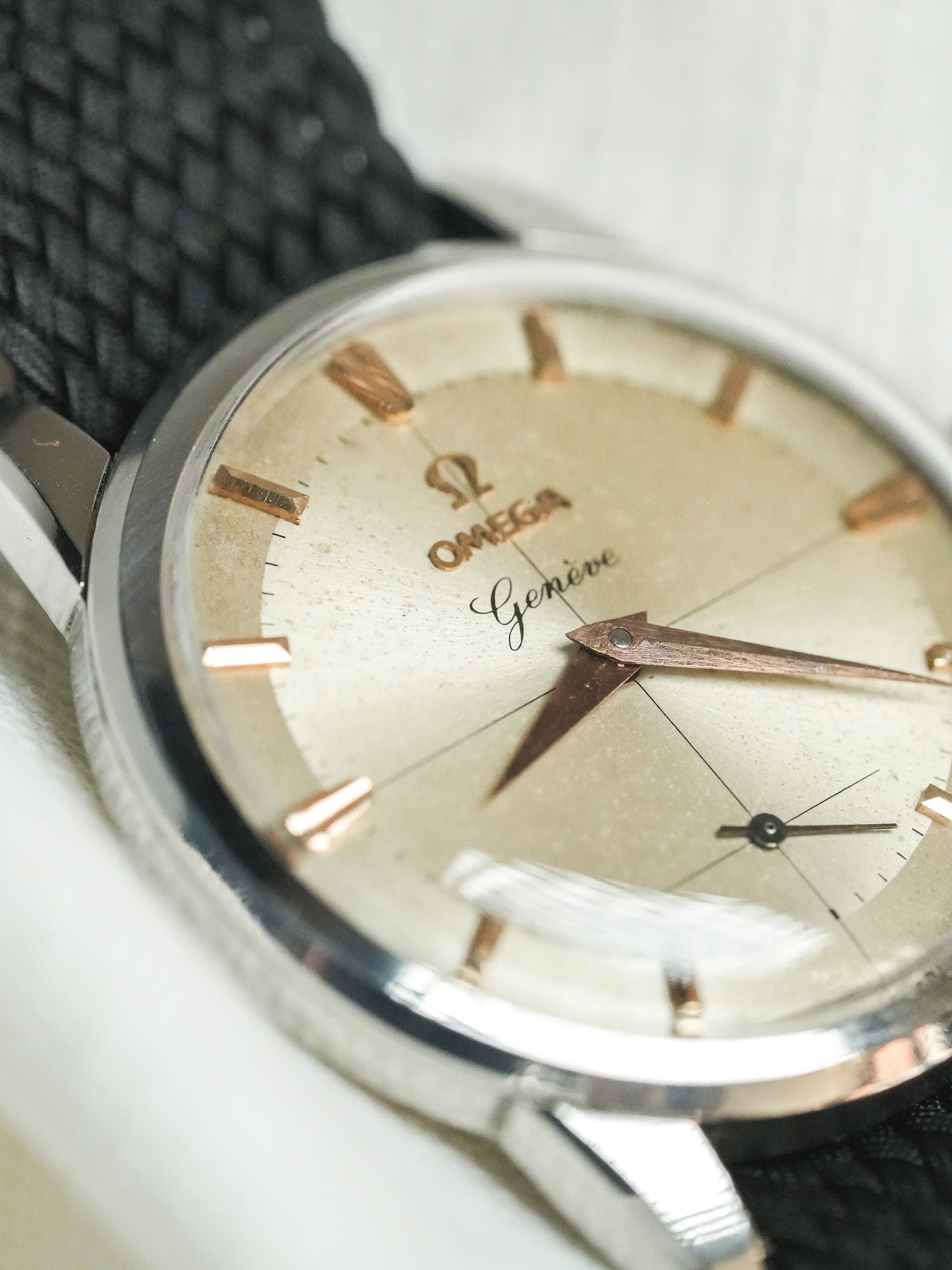 Omega - 2903-61 Genève Crosshair Index Or Rose - 1961 - Atelier Victor - Vintage Shop