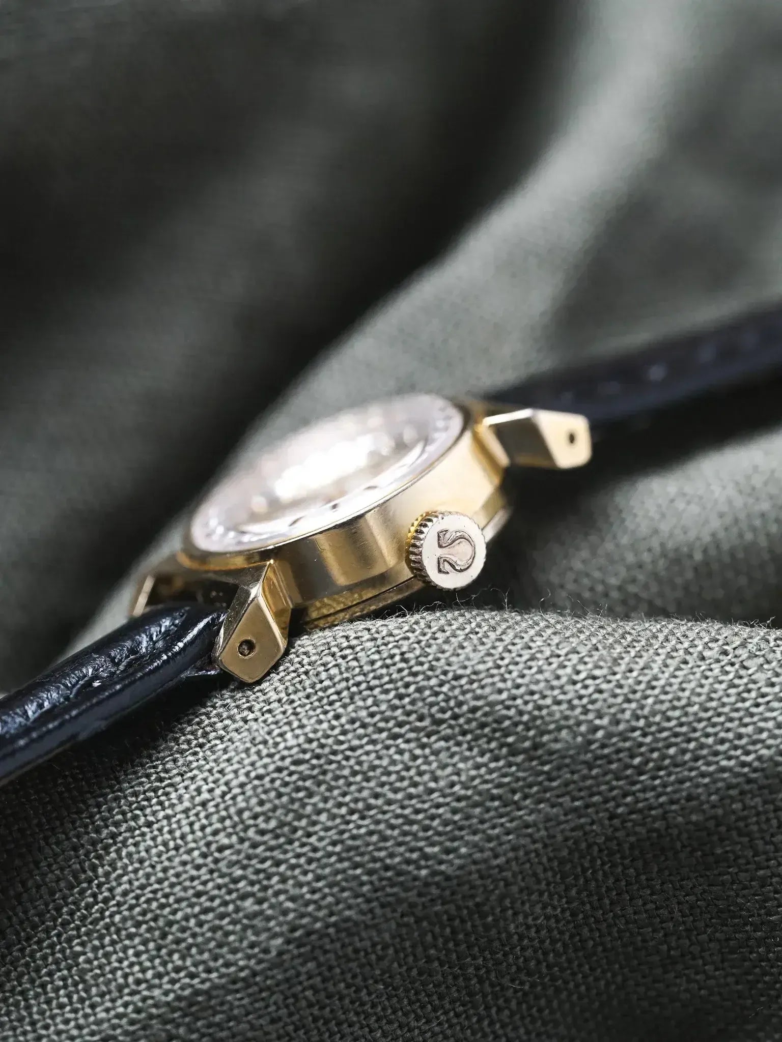 Omega - 511.165 Verre facette corne Gouttes d'eau or - 1966 - Atelier Victor