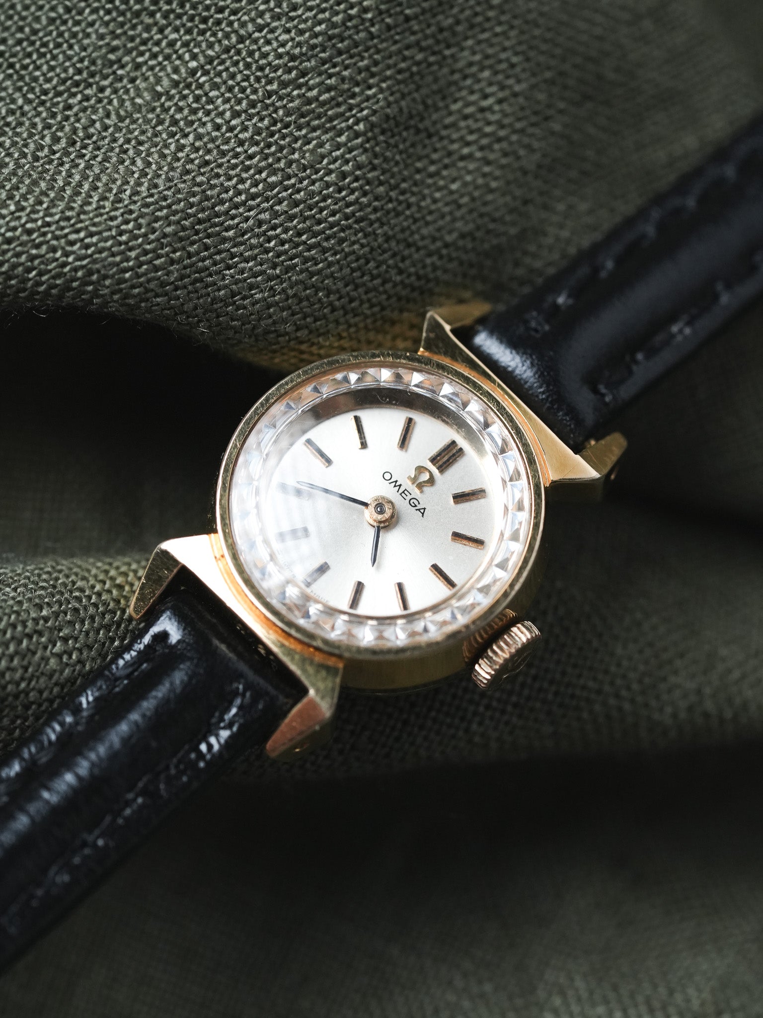 Omega - 511.165 Verre facette corne Gouttes d'eau or - 1966 - Atelier Victor - Vintage Shop