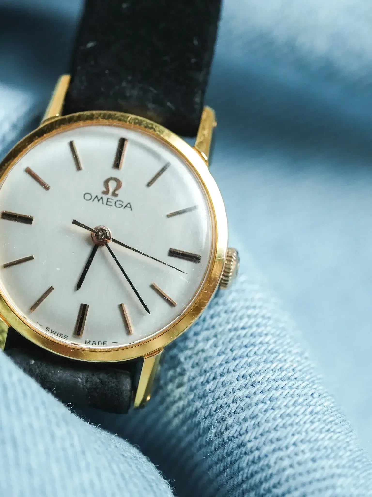 Omega - 541.003 Mini Montre habillée index Or rose Onyx - 1966 - Atelier Victor