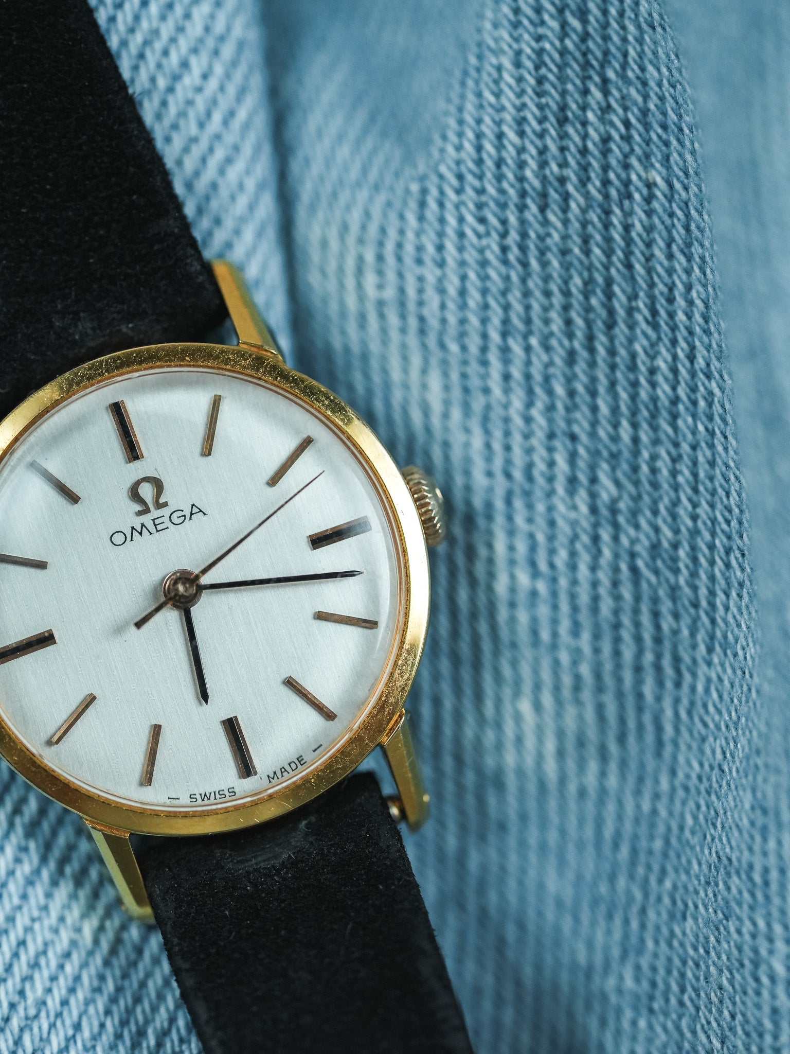 Omega - 541.003 Mini Montre habillée index Or rose Onyx - 1966 - Atelier Victor - Vintage Shop