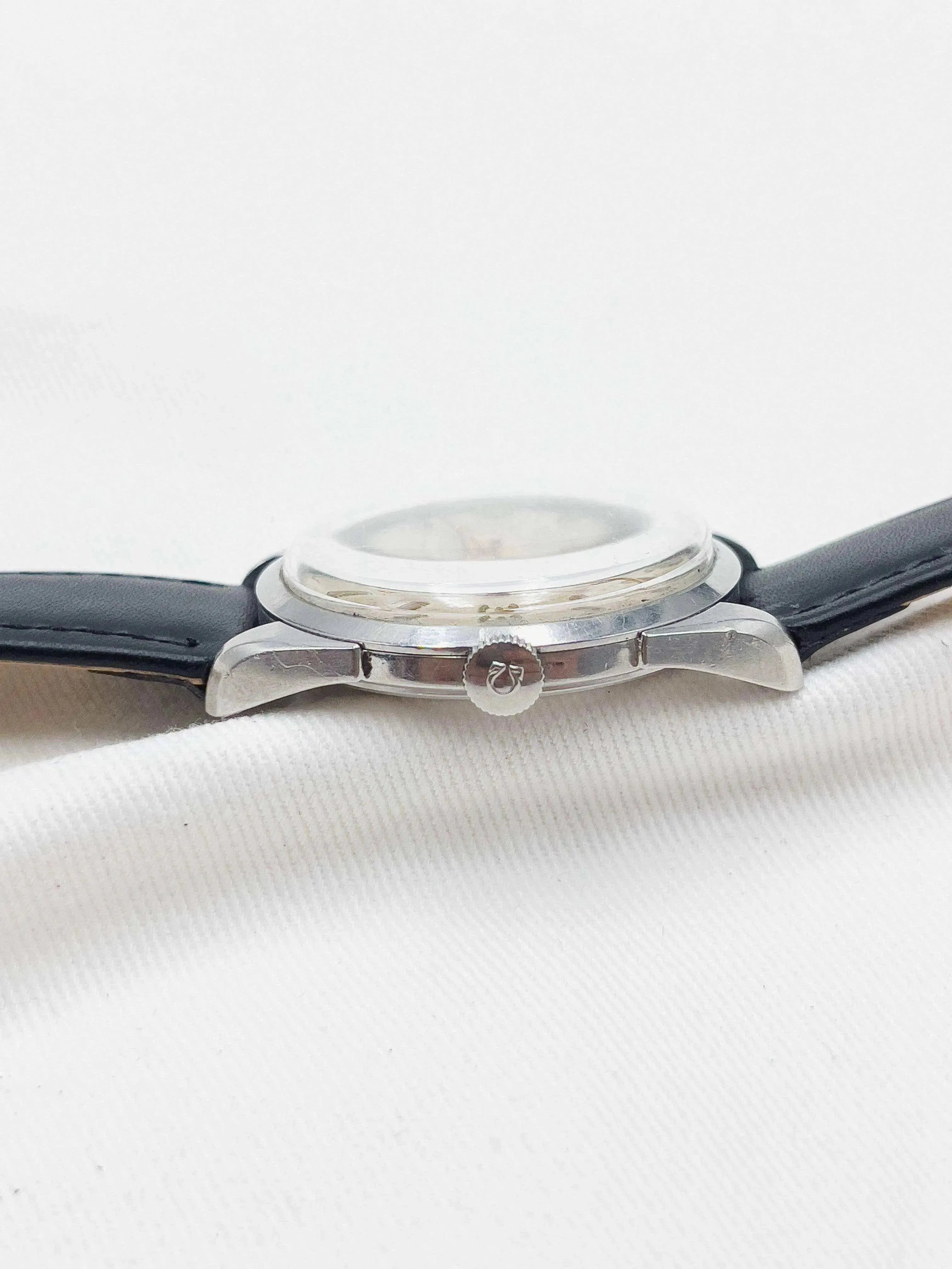 Omega - Calatrava Patine Petite-seconde index or rose - 1956 - Atelier Victor Paris - Vintage Watch Shop Dubai