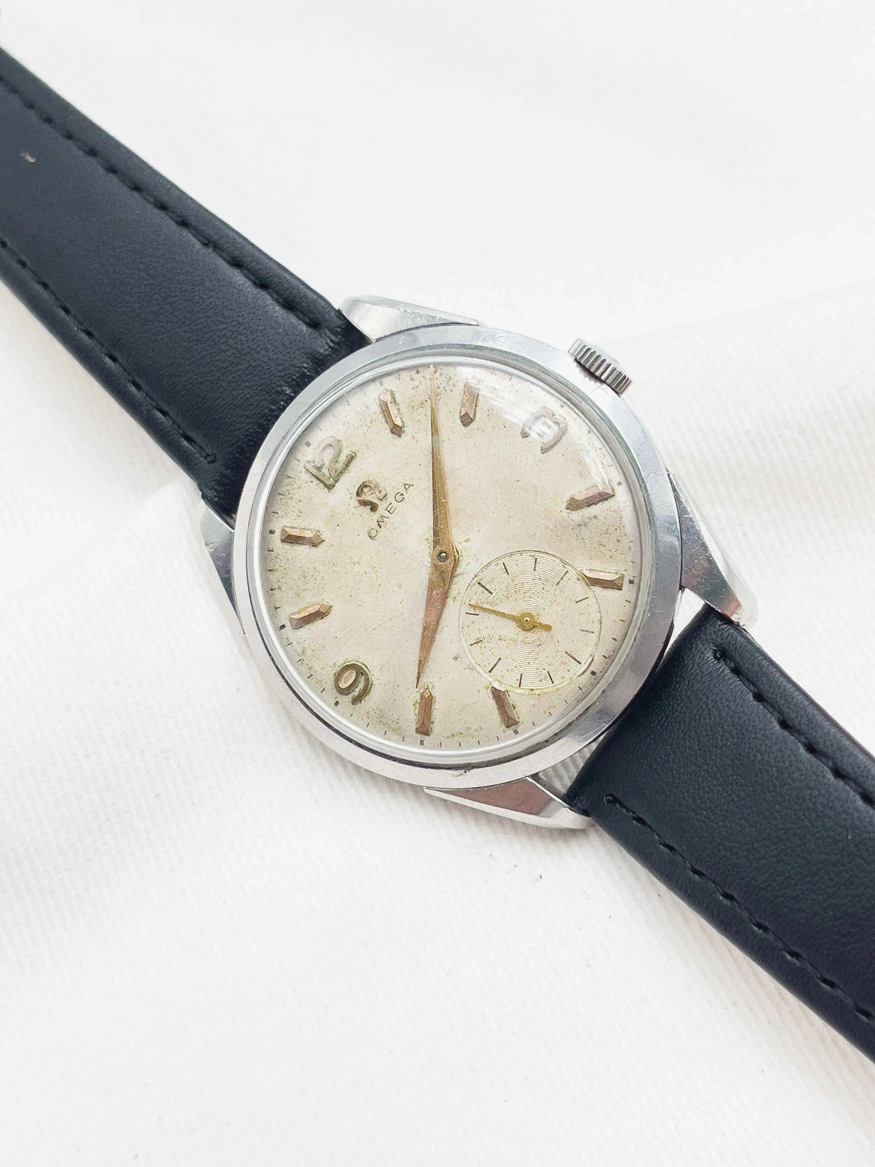 Omega - Calatrava Patine Petite-seconde index or rose - 1956 - Atelier Victor Paris - Vintage Watch Shop Dubai