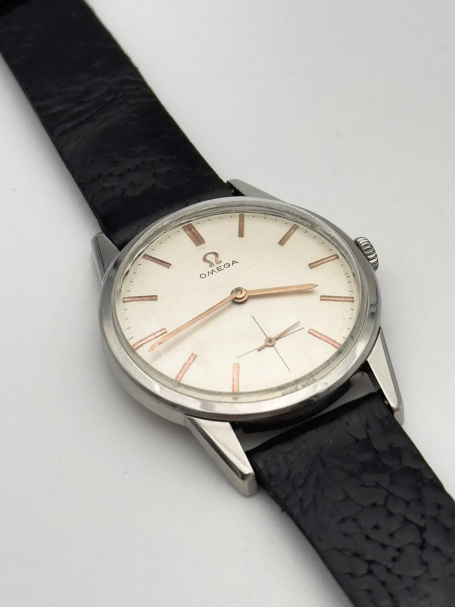 Omega - Calatrava Rose Gold Hands - 1962 - Atelier Victor Paris - Vintage Watch Shop Dubai