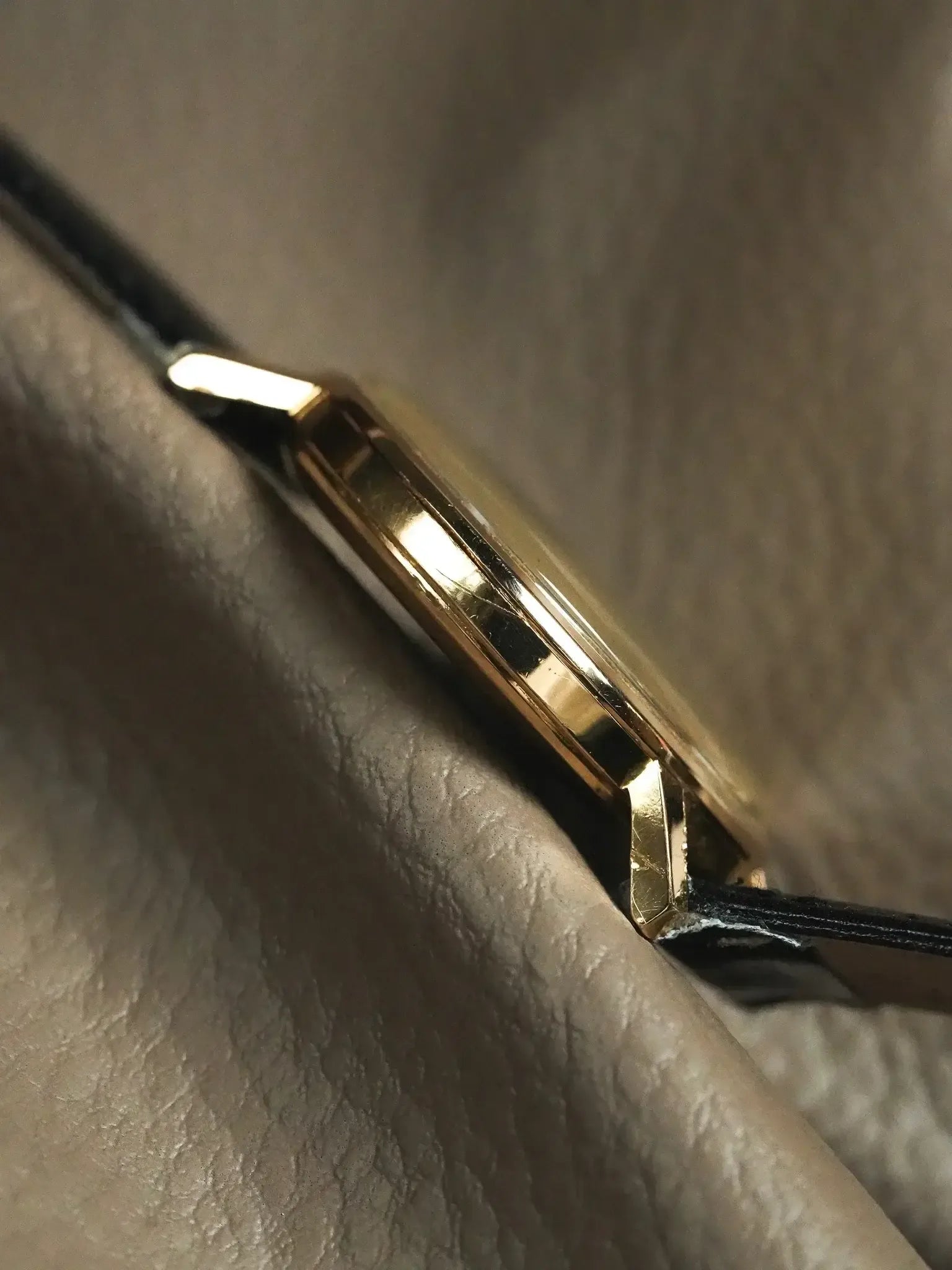 Omega - Century 121.014 Or 18k Boitier et cadran - 1964 - Atelier Victor