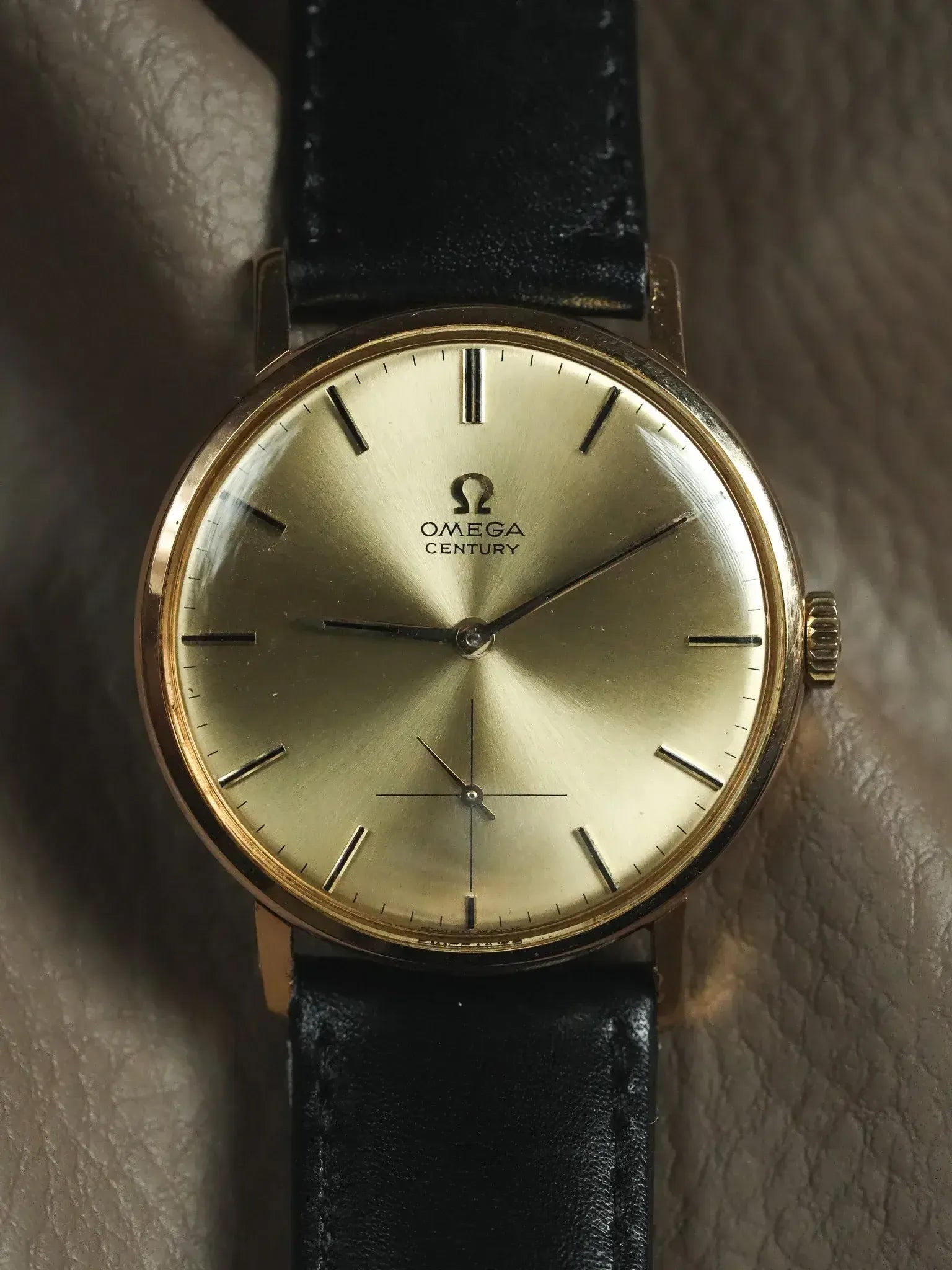 Omega - Century 121.014 Or 18k Boitier et cadran - 1964 - Atelier Victor