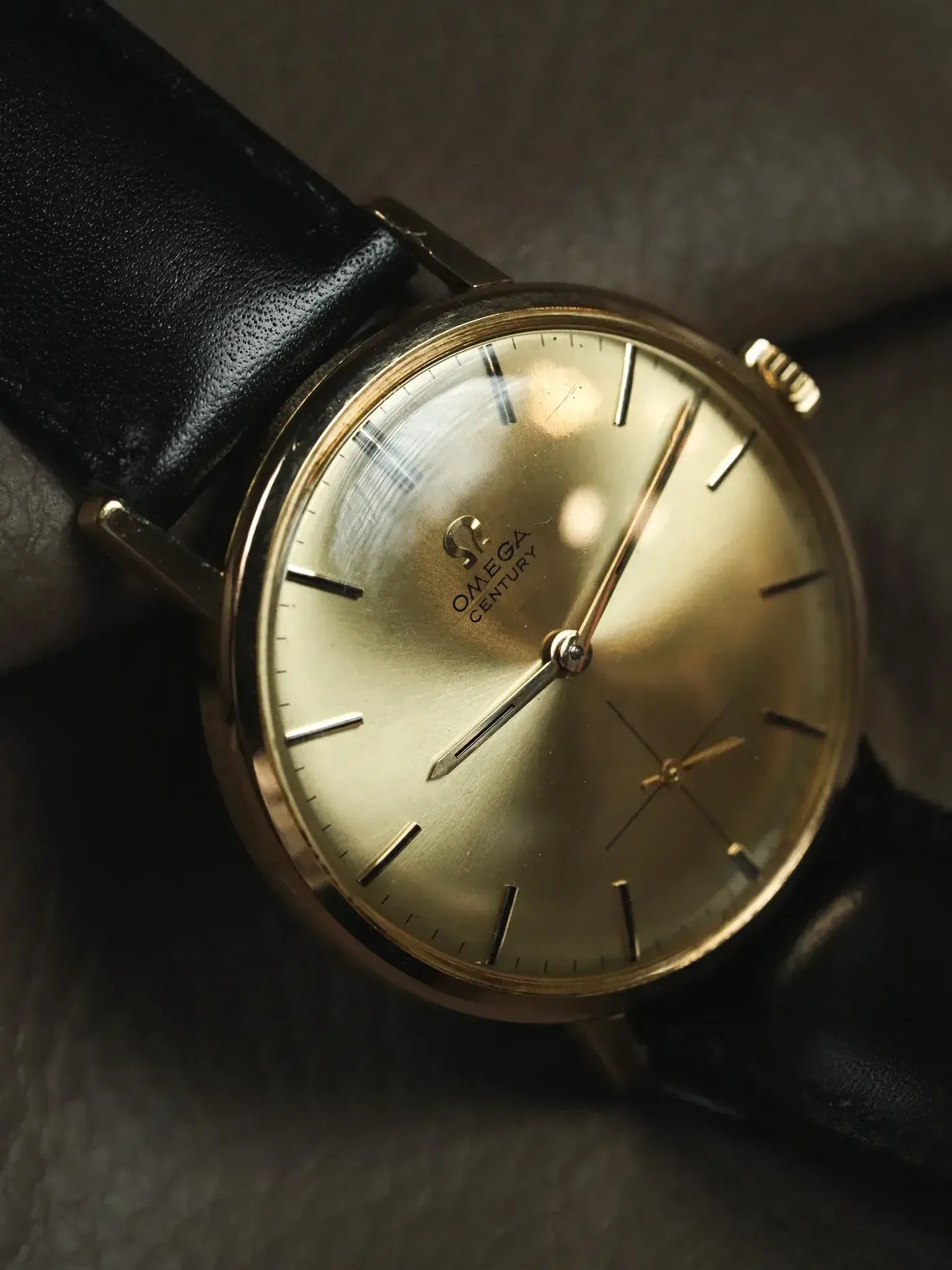 Omega - Century 121.014 Or 18k Boitier et cadran - 1964 - Atelier Victor