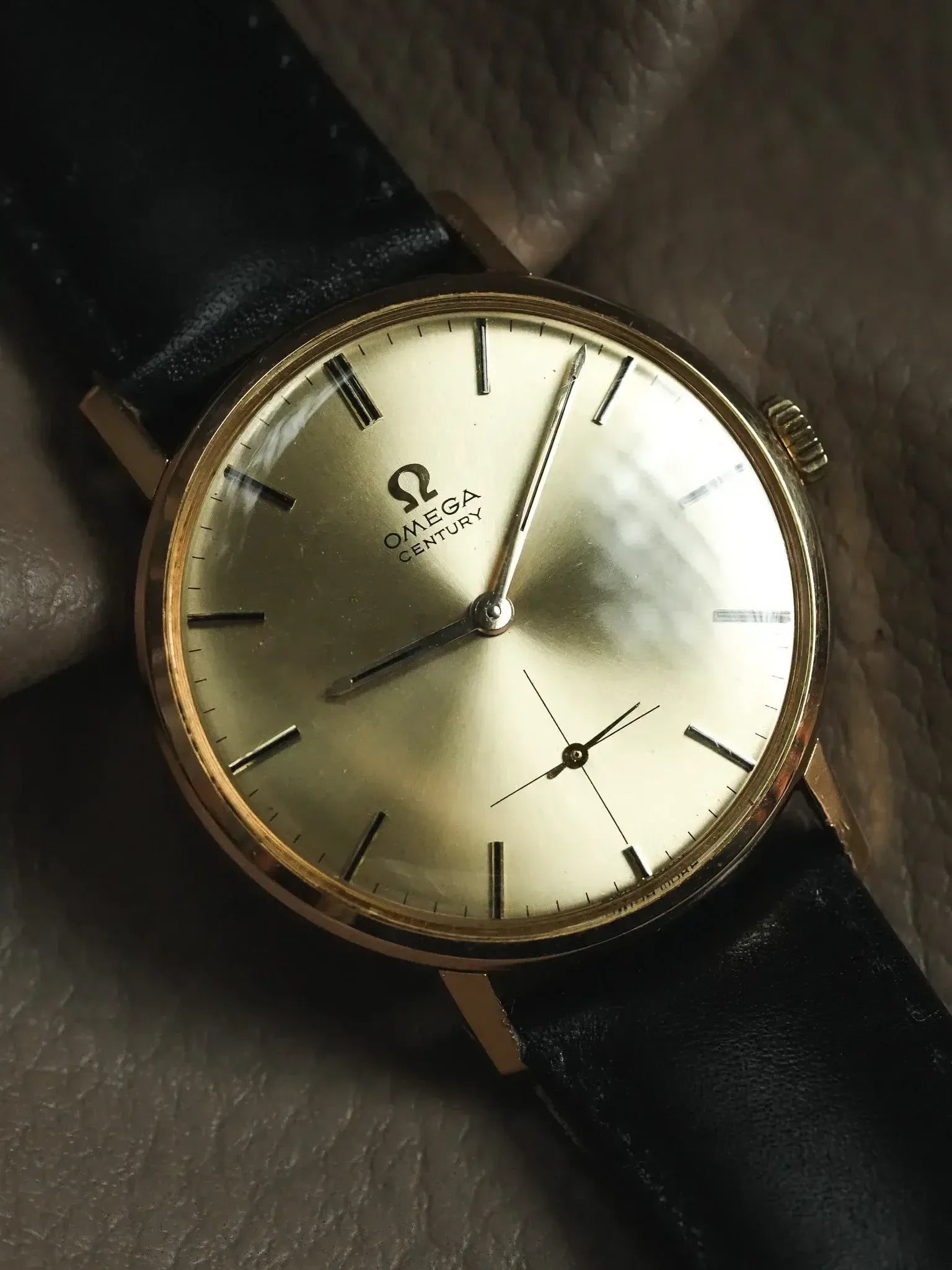 Omega - Century 121.014 Or 18k Boitier et cadran - 1964 - Atelier Victor