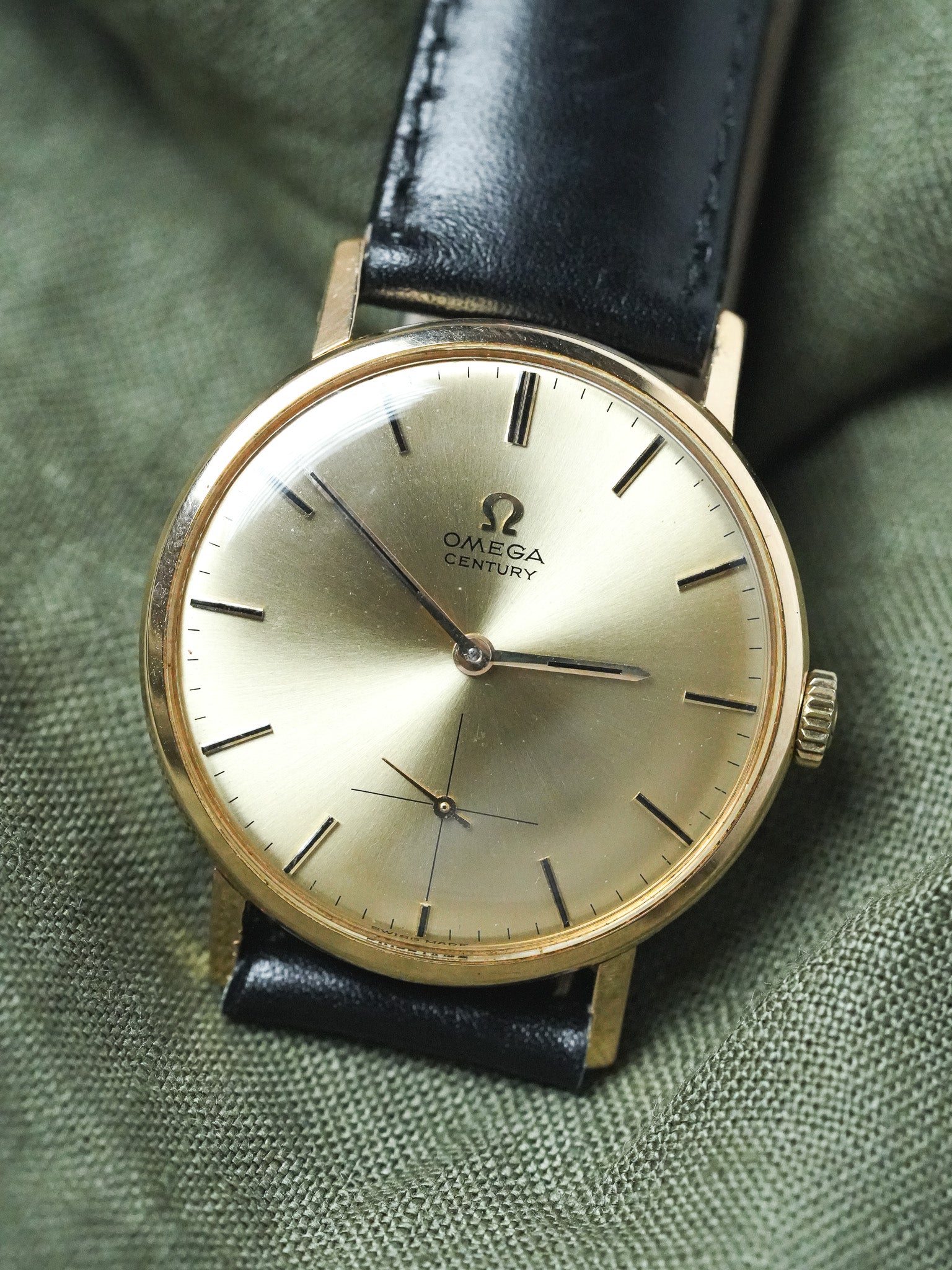 Omega - Century 121.014 Or 18k Boitier et cadran - 1964 - Atelier Victor - Vintage Watch Shop