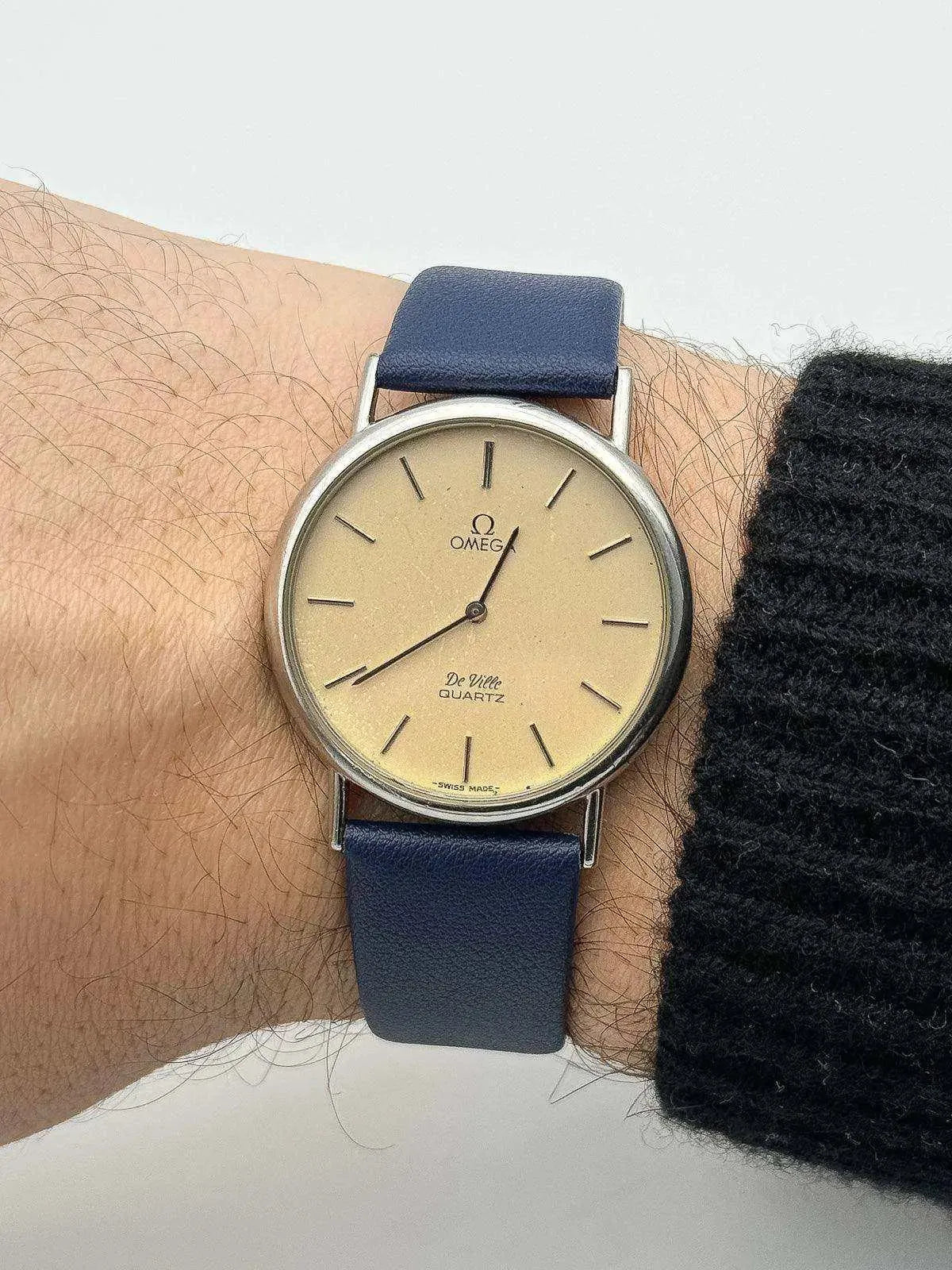 Omega - Circle Patine Champagne - 1970s - Atelier Victor Paris - Vintage Watch Shop Dubai