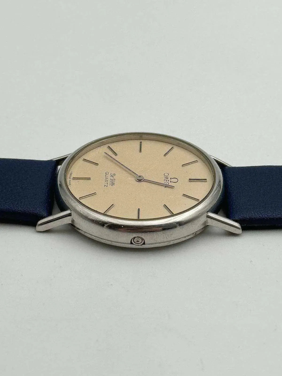 Omega - Circle Patine Champagne - 1970s - Atelier Victor Paris - Vintage Watch Shop Dubai