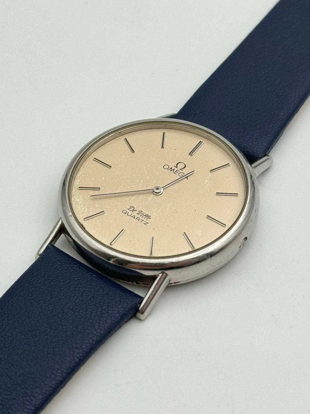 Omega - Circle Patine Champagne - 1970s - Atelier Victor Paris - Vintage Watch Shop Dubai