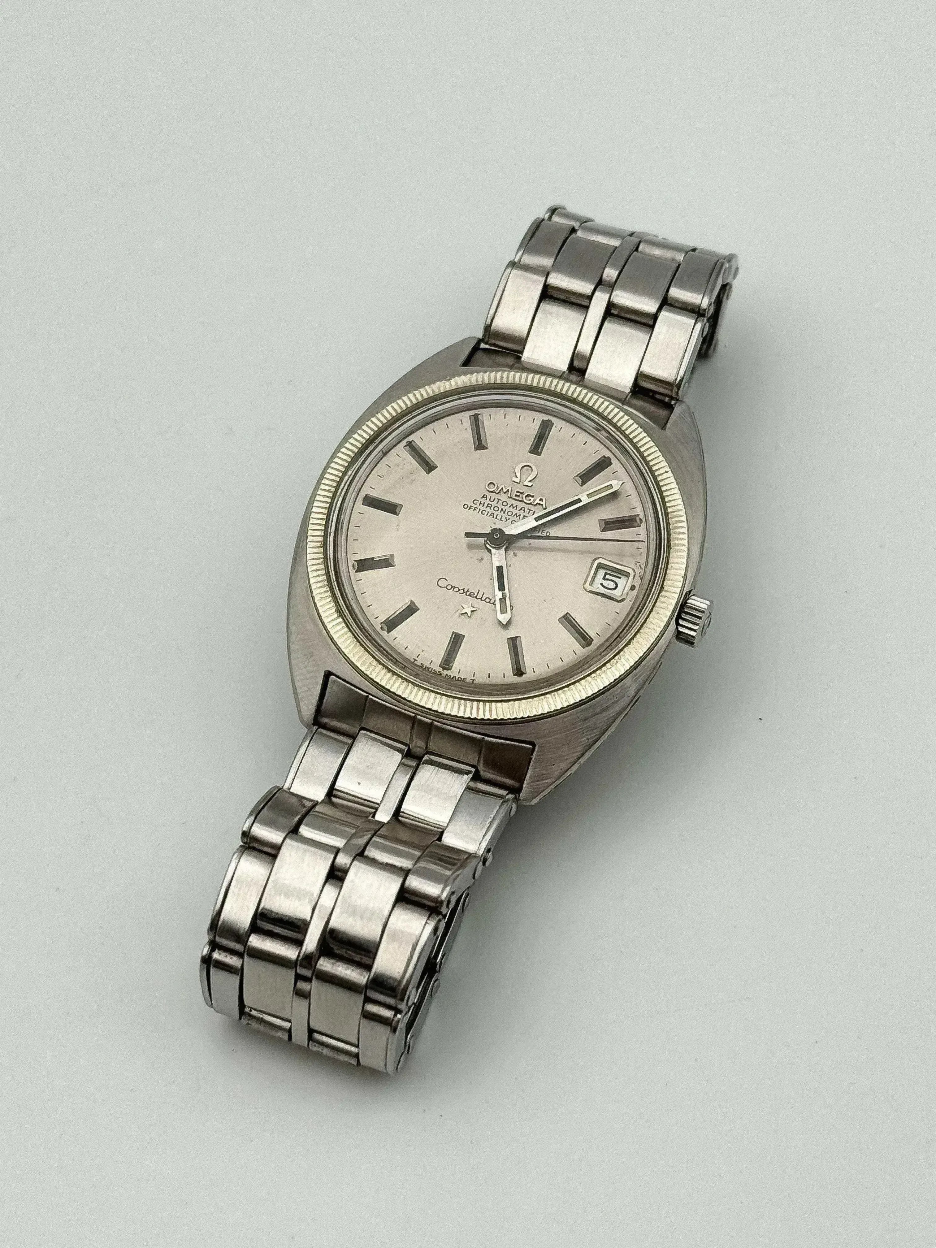 Omega - Constellation C-Shape 168.027 Gerald Genta Lunette or blanc - boite - 1967 - Atelier Victor