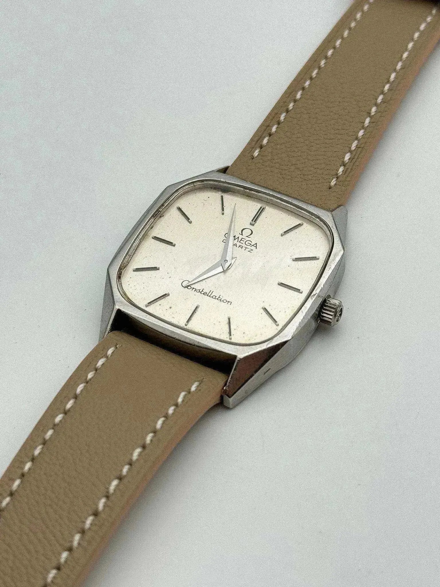 Omega - Constellation Champagne Cream - 1977 - Atelier Victor Paris - Vintage Watch Shop Dubai