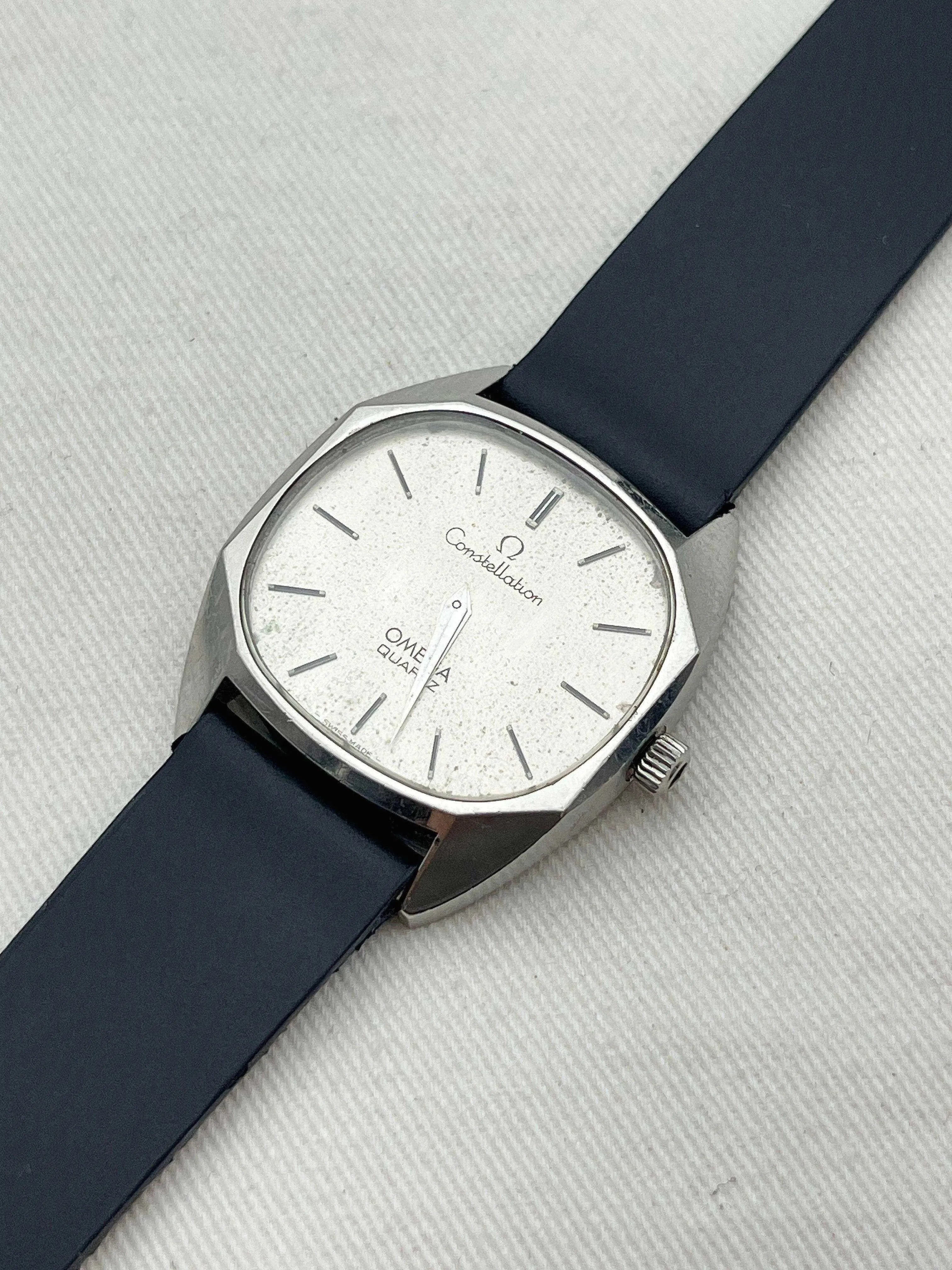 Omega - Constellation Champagne Patine - 1975 - Atelier Victor Paris - Vintage Watch Shop Dubai