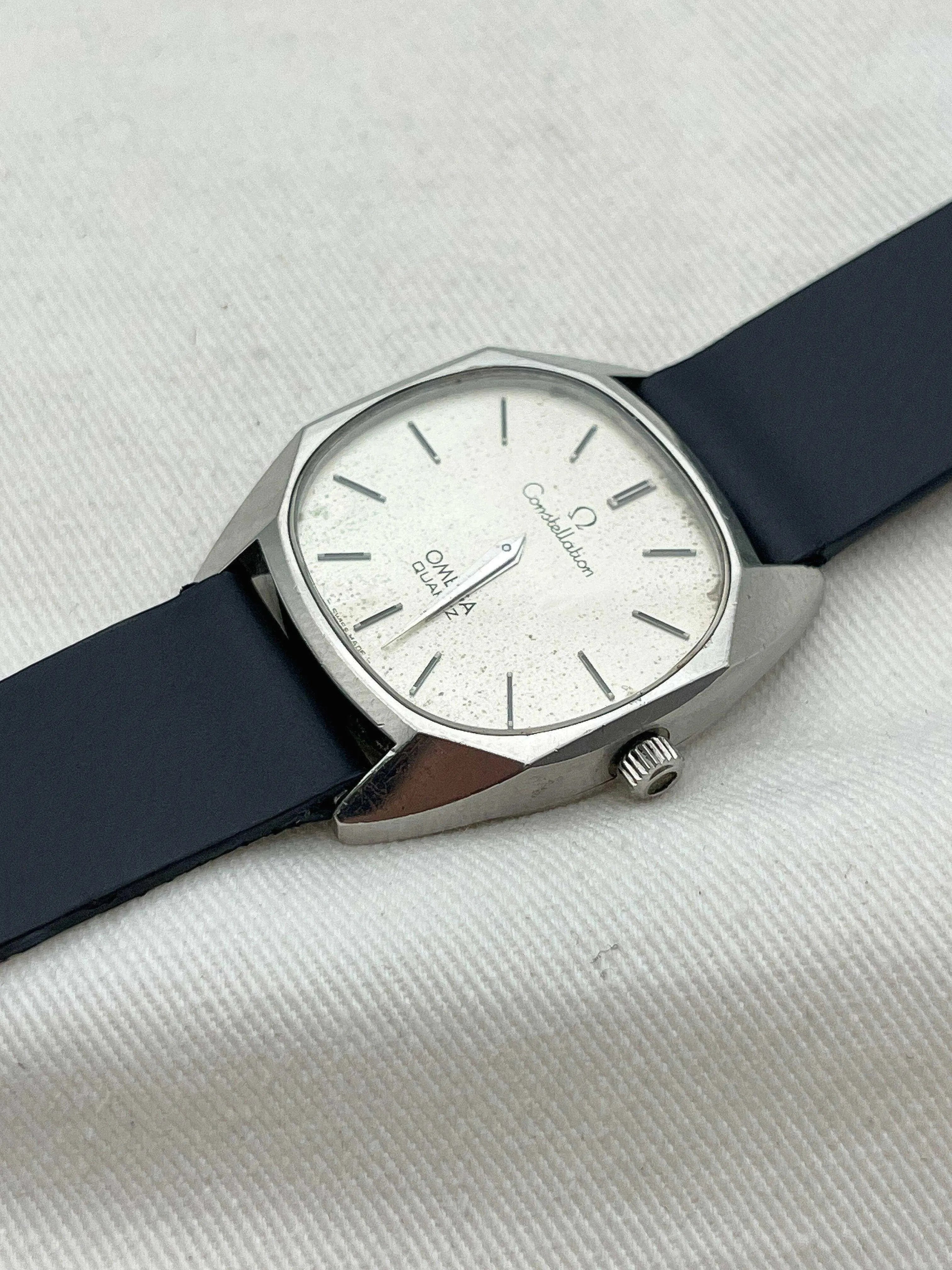 Omega - Constellation Champagne Patine - 1975 - Atelier Victor Paris - Vintage Watch Shop Dubai