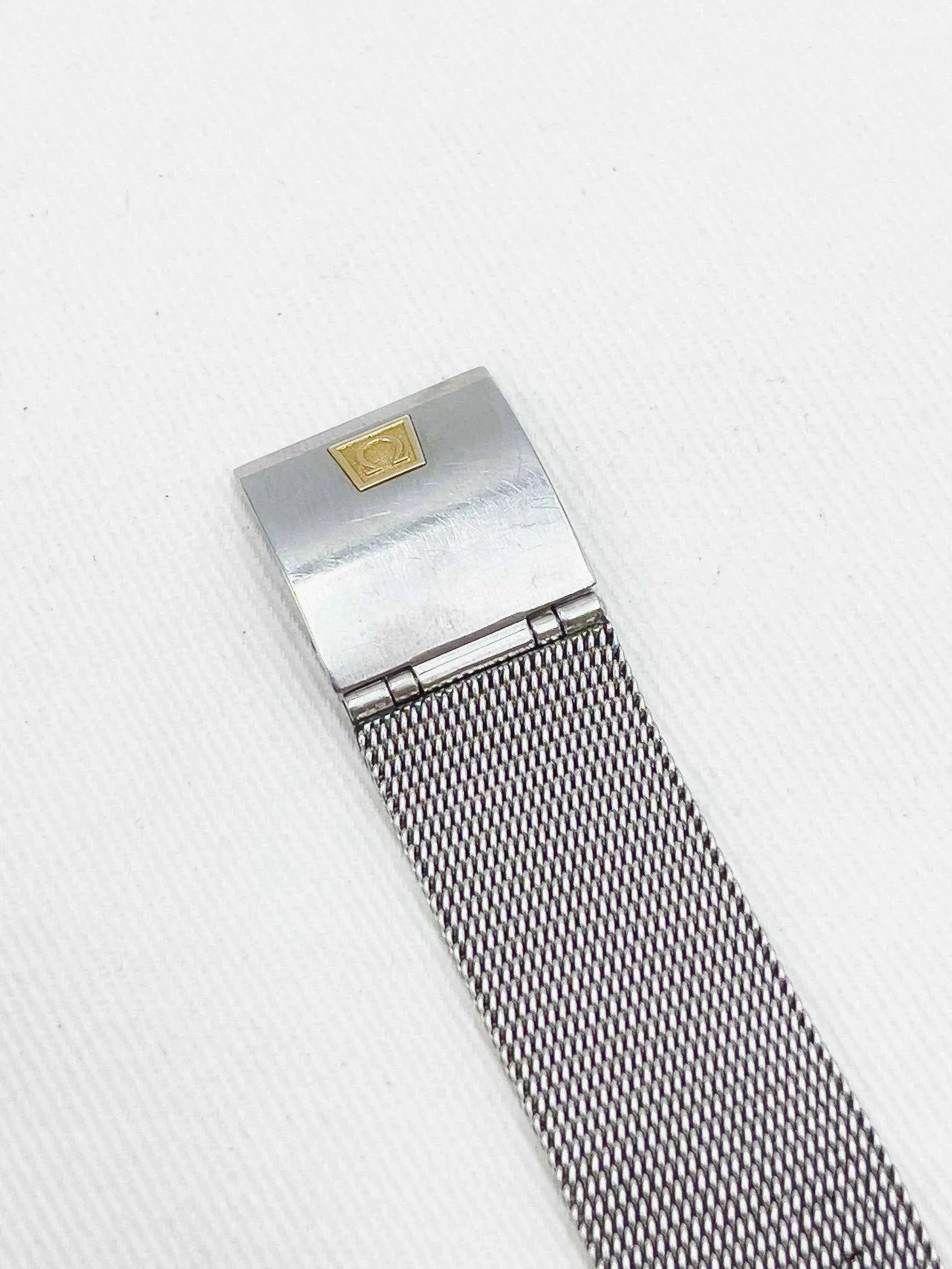 Omega - Constellation Chronometer Silver Dial - 1976 - Atelier Victor Paris - Vintage Watch Shop Dubai