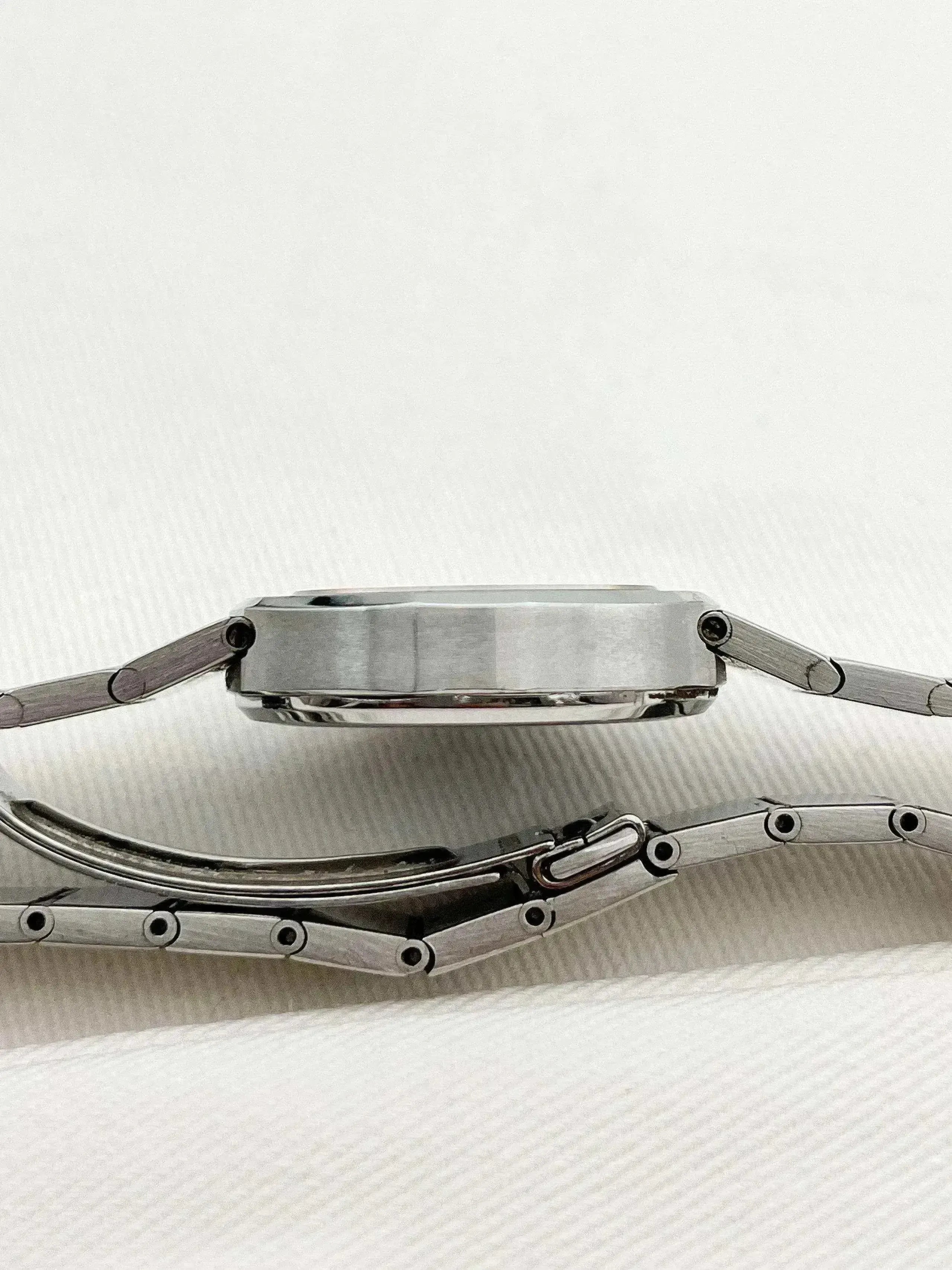 Omega - Constellation Femme Cadran noir - 1975 - Atelier Victor