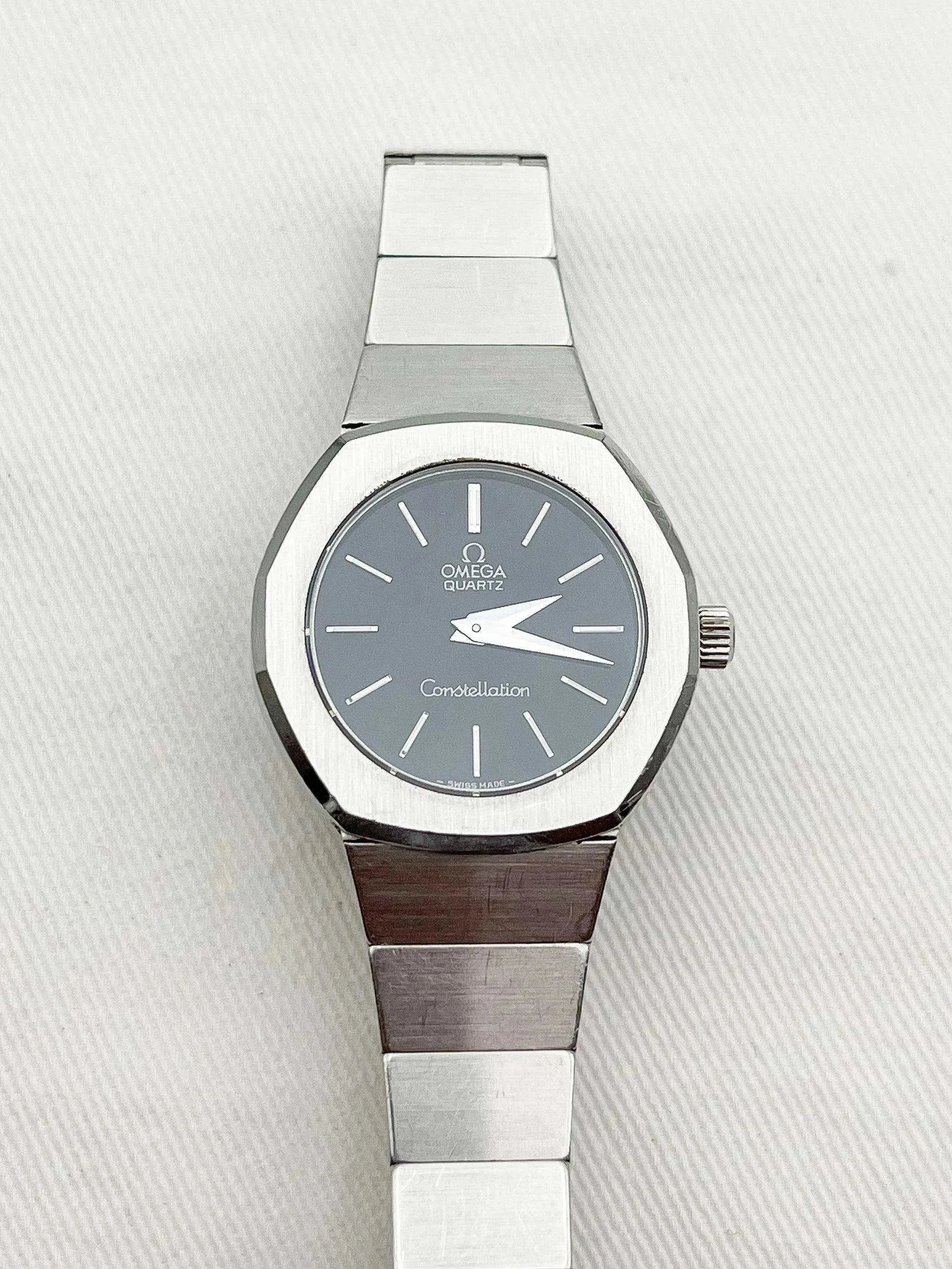 Omega - Constellation Femme Cadran noir - 1975 - Atelier Victor Paris - Vintage Watch Shop Dubai
