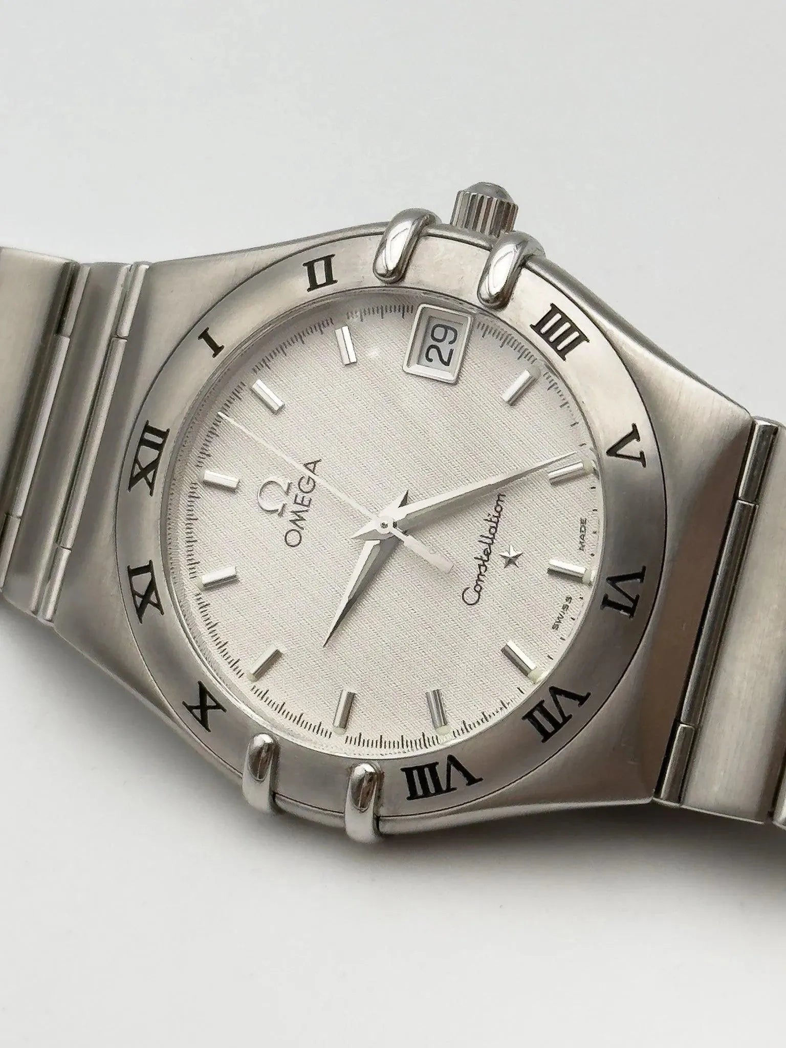Omega - Constellation Full Steel Nid d'Abeille - 1998 - Atelier Victor Paris - Vintage Watch Shop Dubai