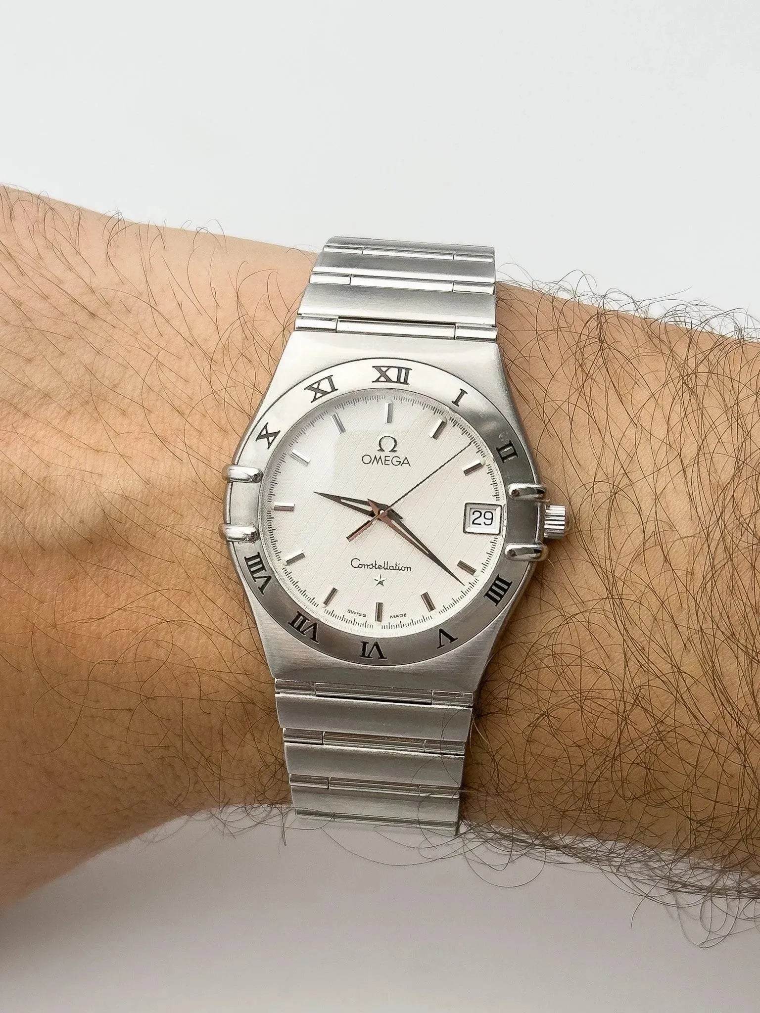 Omega - Constellation Full Steel Nid d'Abeille - 1998 - Atelier Victor Paris - Vintage Watch Shop Dubai