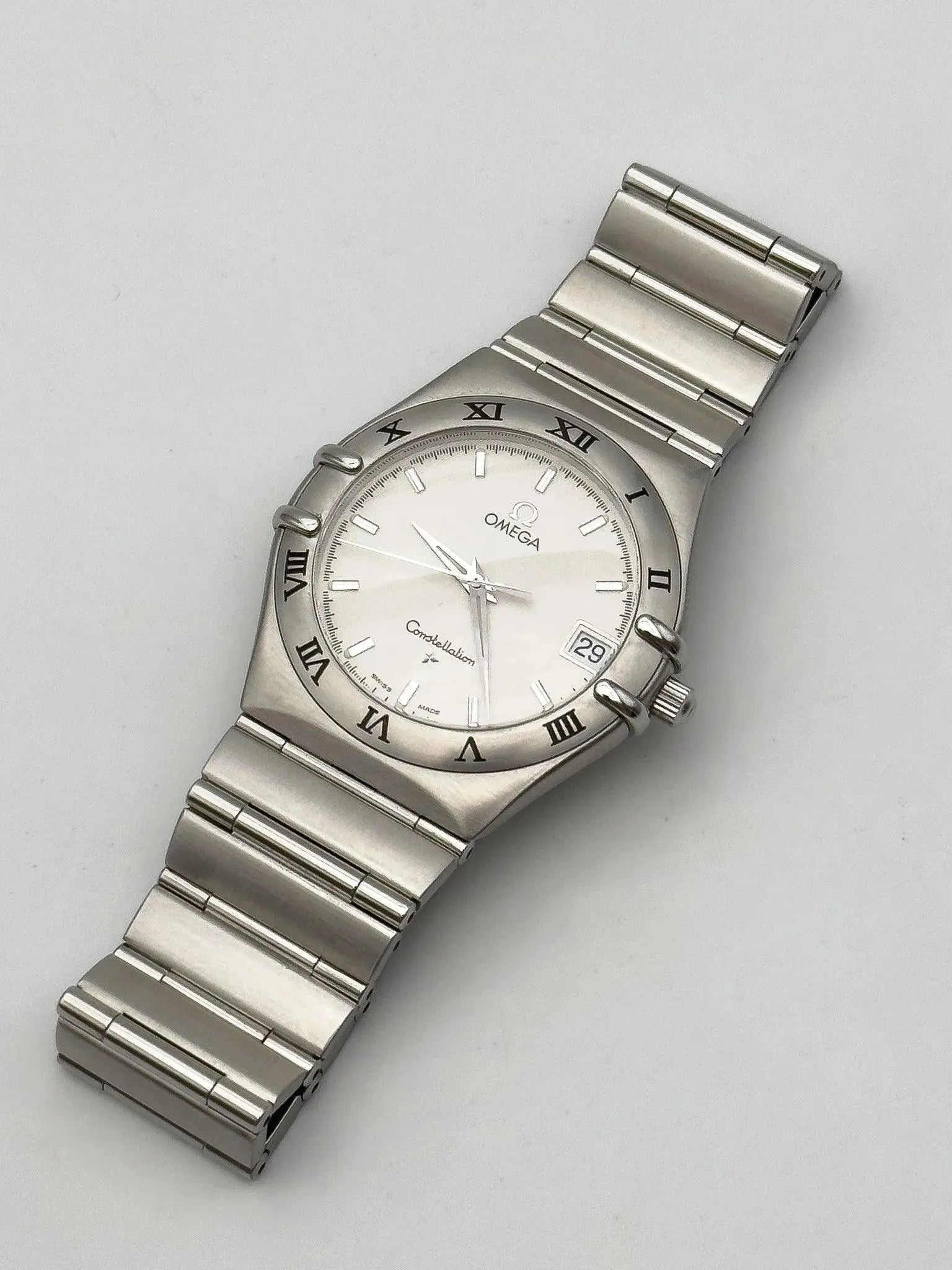 Omega - Constellation Full Steel Nid d'Abeille - 1998 - Atelier Victor Paris - Vintage Watch Shop Dubai