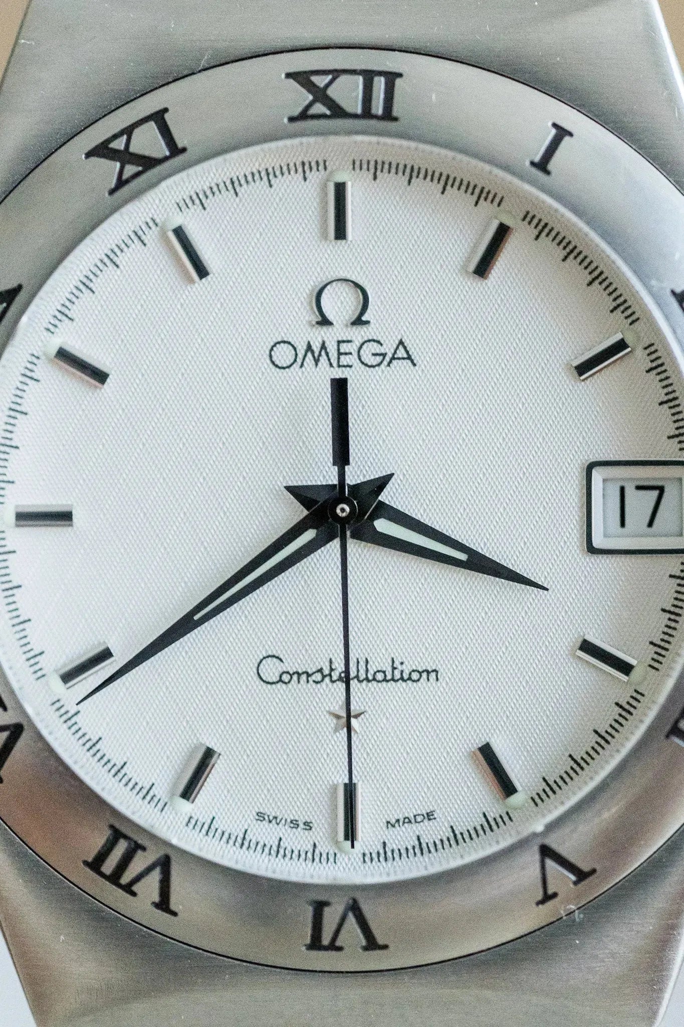 Omega - Constellation Full Steel Nid d'Abeille - 1998 - Atelier Victor Paris - Vintage Watch Shop Dubai