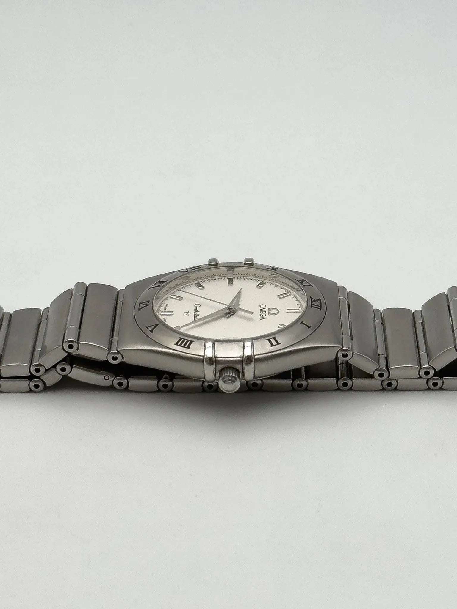 Omega - Constellation Full Steel Nid d'Abeille - 1998 - Atelier Victor Paris - Vintage Watch Shop Dubai