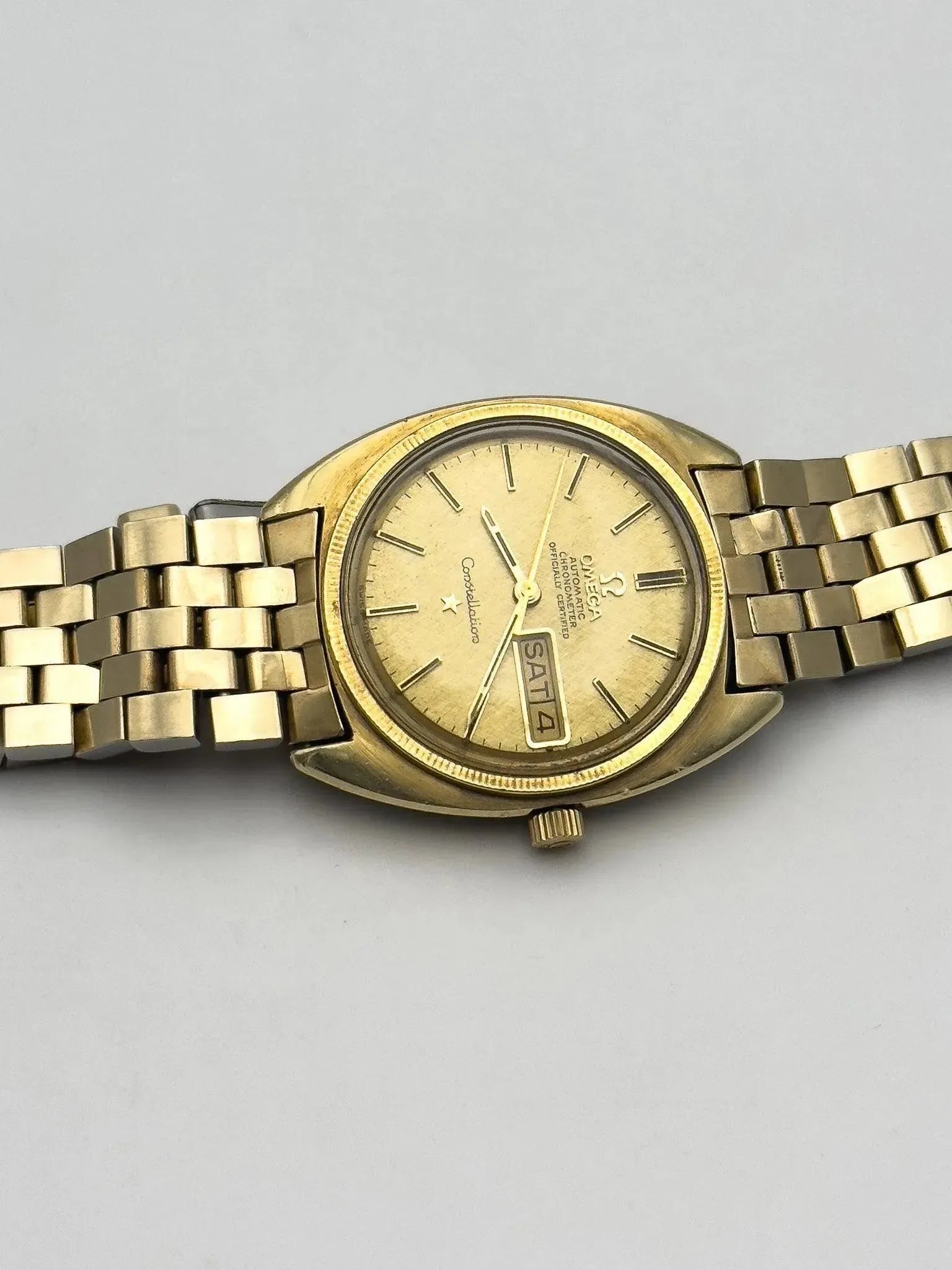 Omega - Constellation Gerald Genta Full Plated Gold - 1970 - Atelier Victor - Vintage Shop