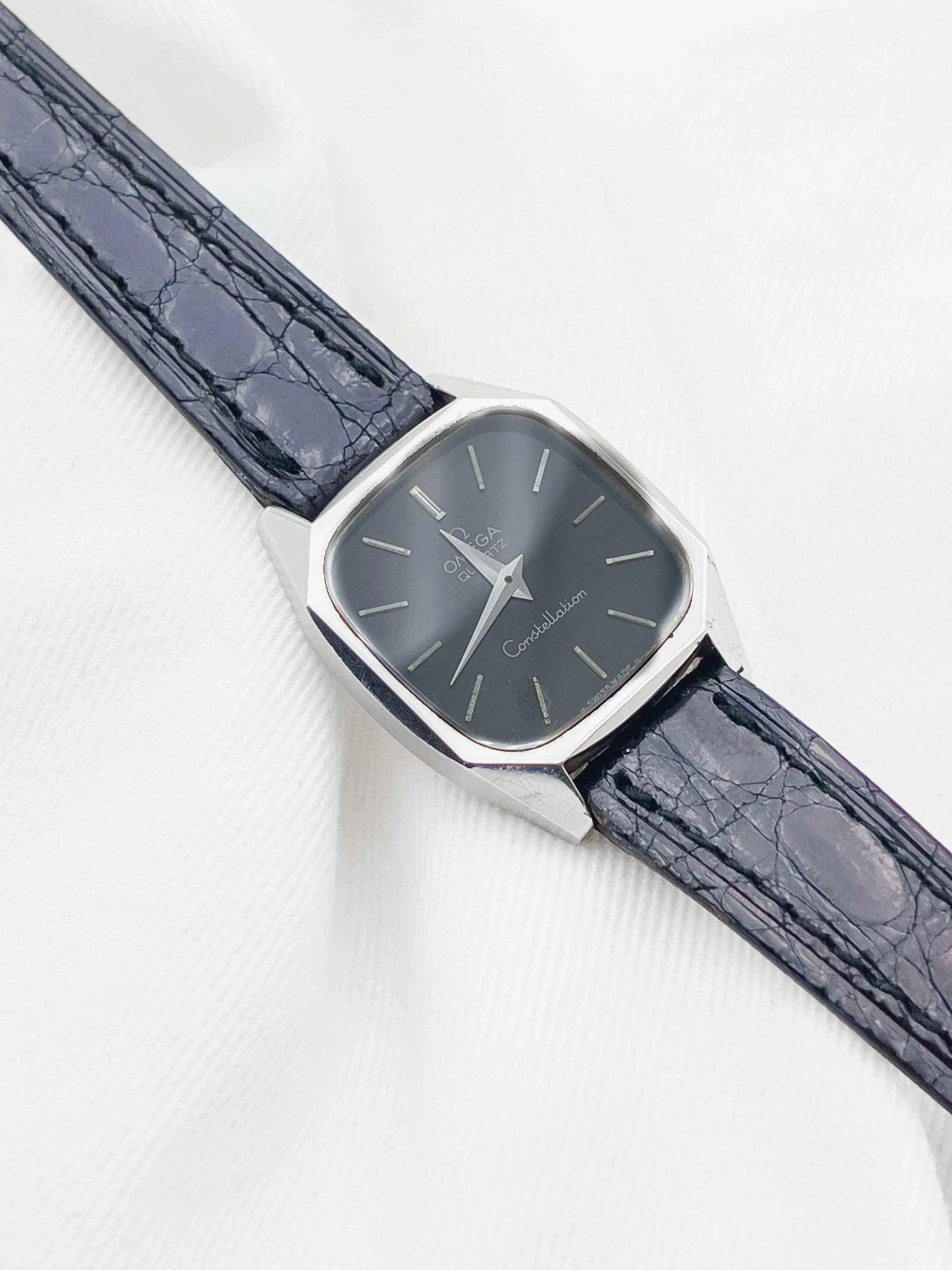 Omega - Constellation Lady Black Dial - 1973 - Atelier Victor Paris - Vintage Watch Shop Dubai