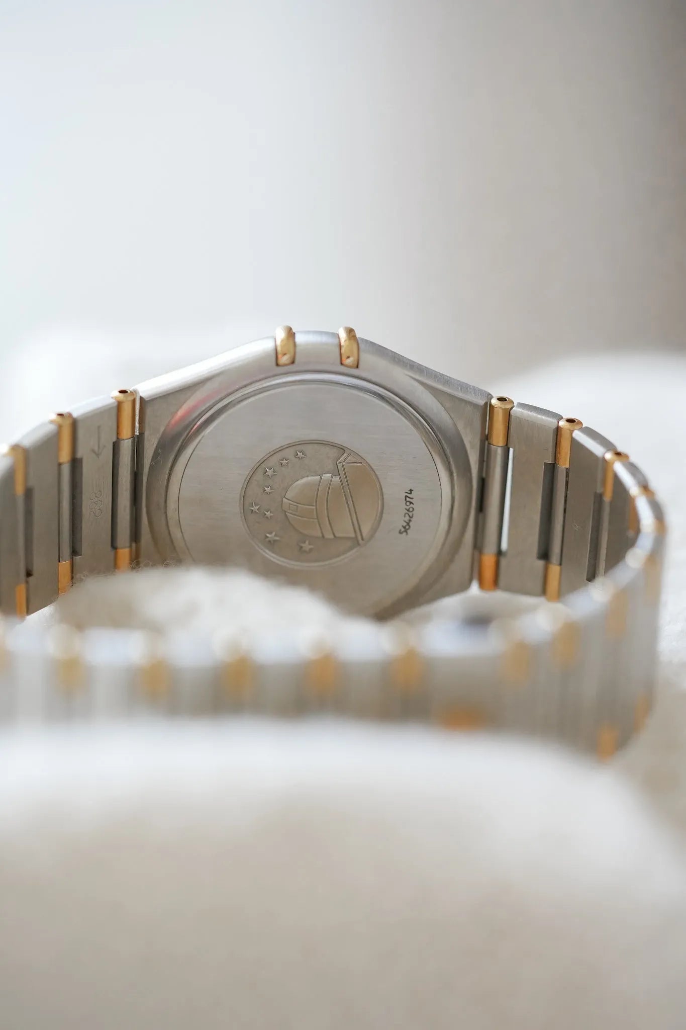 Omega - Constellation Manhattan 1213.30.00 Or Acier Cadran Blanc - Papier et Boite - 1998 - Atelier Victor - Vintage Shop