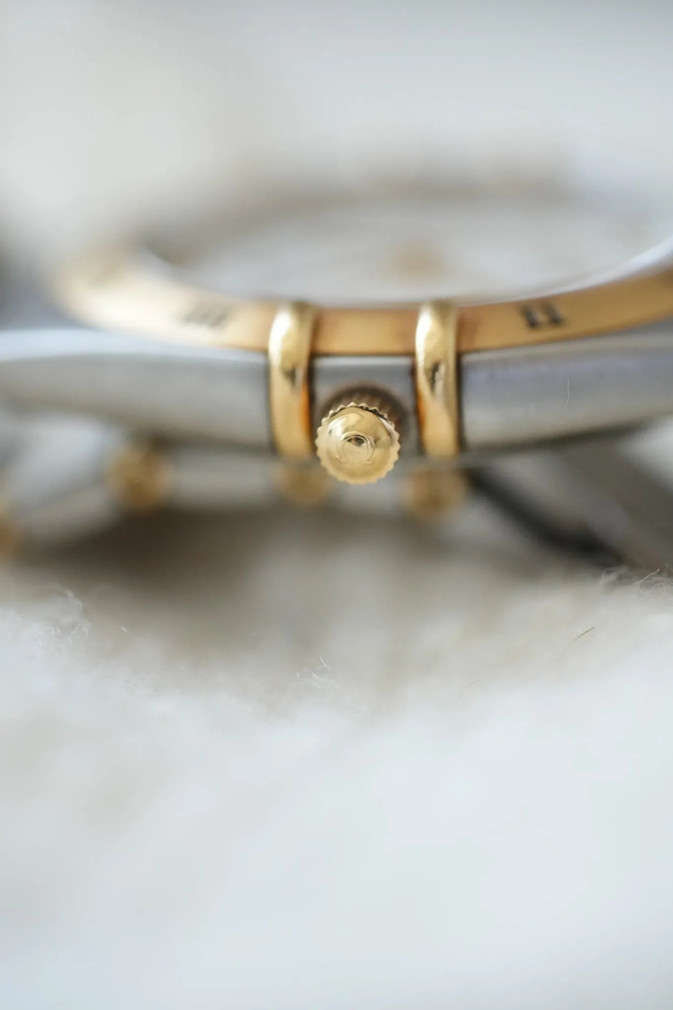 Omega - Constellation Manhattan 1213.30.00 Or Acier Cadran Blanc - Papier et Boite - 1998 - Atelier Victor - Vintage Shop