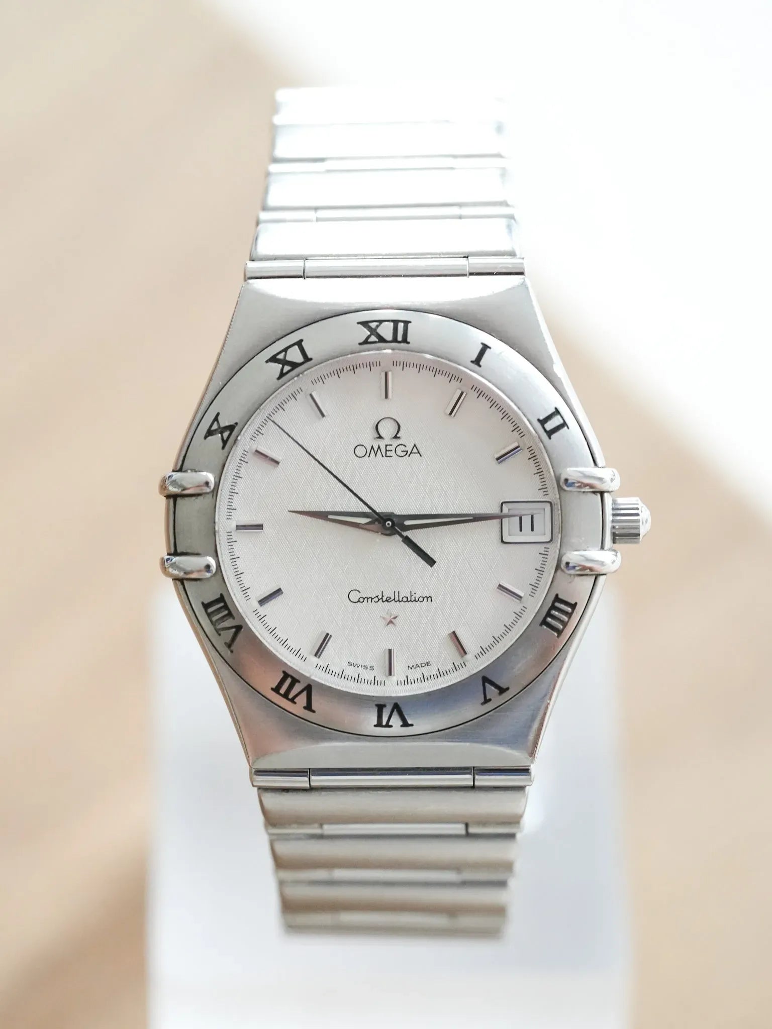 Omega - Constellation Manhattan 1512.30 Nid d'abeille Blanc Acier - 1998 - Atelier Victor - Vintage Shop