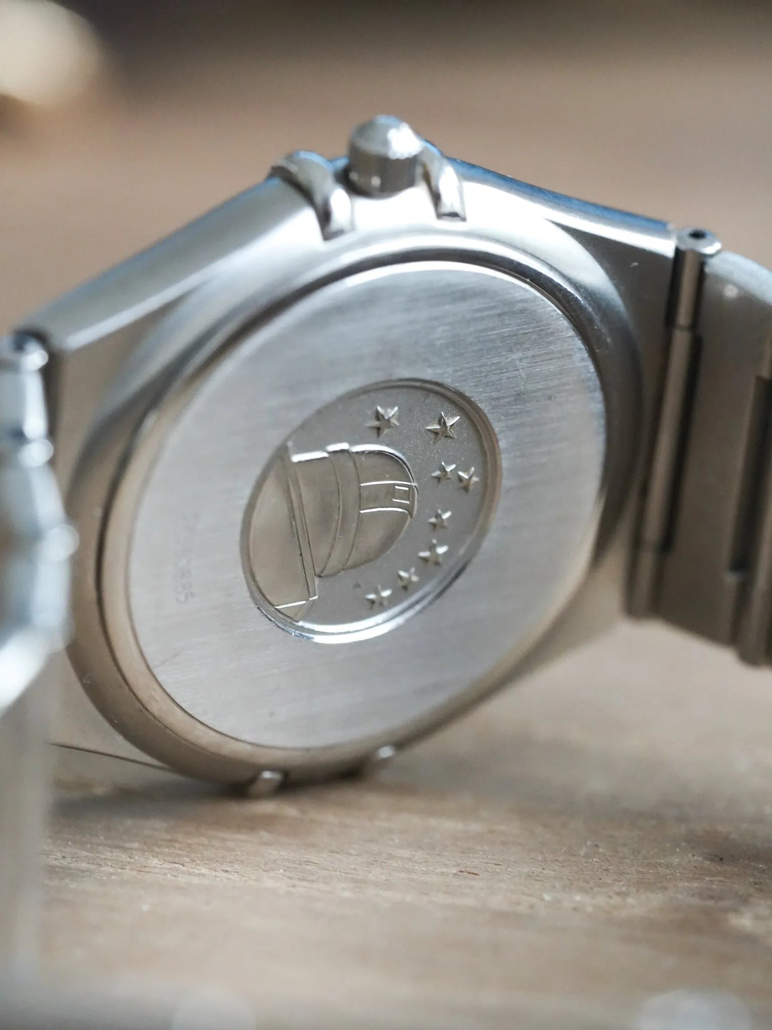 Omega - Constellation Manhattan 1512.30 Nid d'abeille Blanc Acier - 1998 - Atelier Victor - Vintage Shop